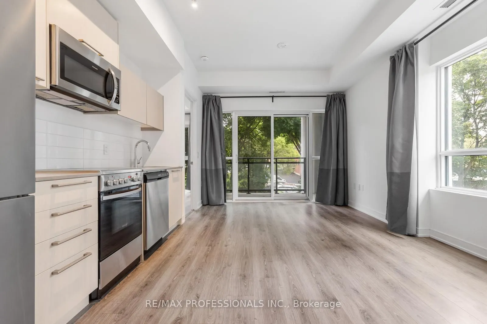 25 Neighbourhood Lane, #213