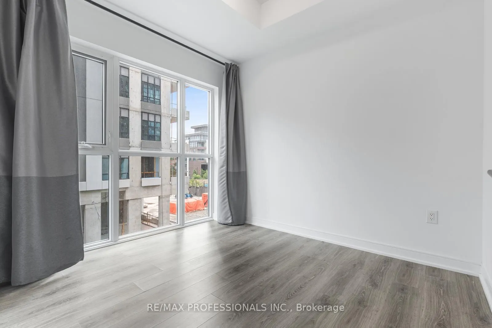 25 Neighbourhood Lane, #213