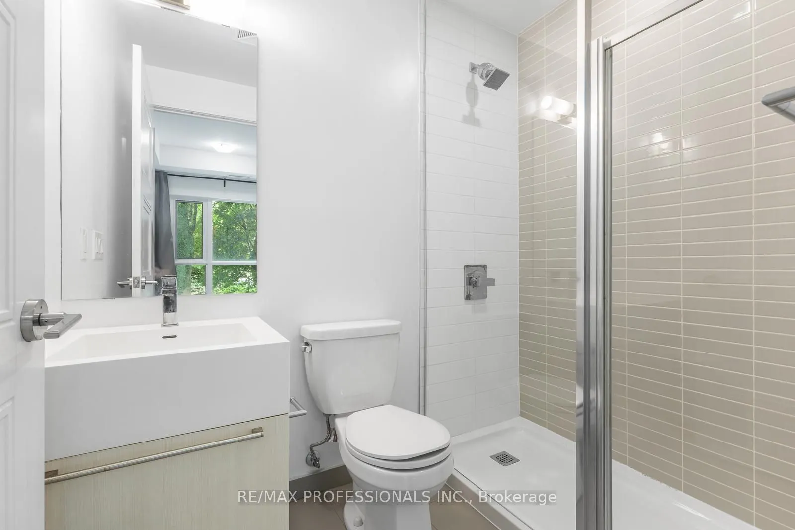 25 Neighbourhood Lane, #213