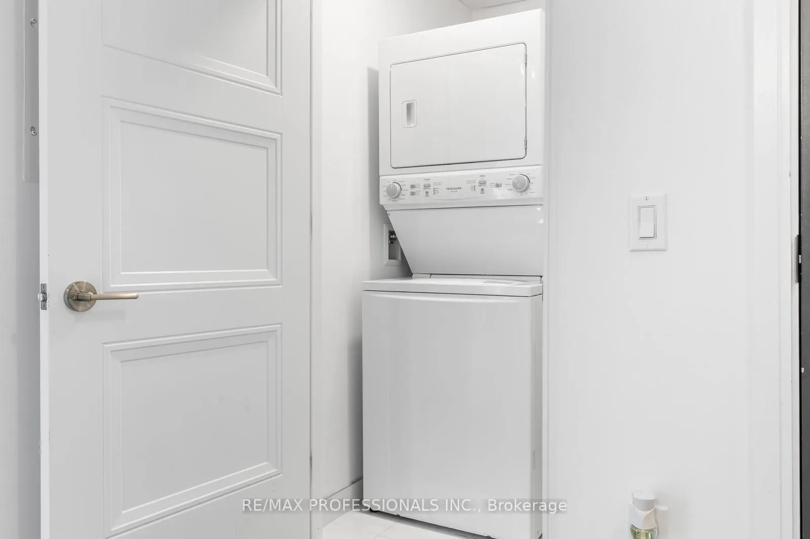 25 Neighbourhood Lane, #213