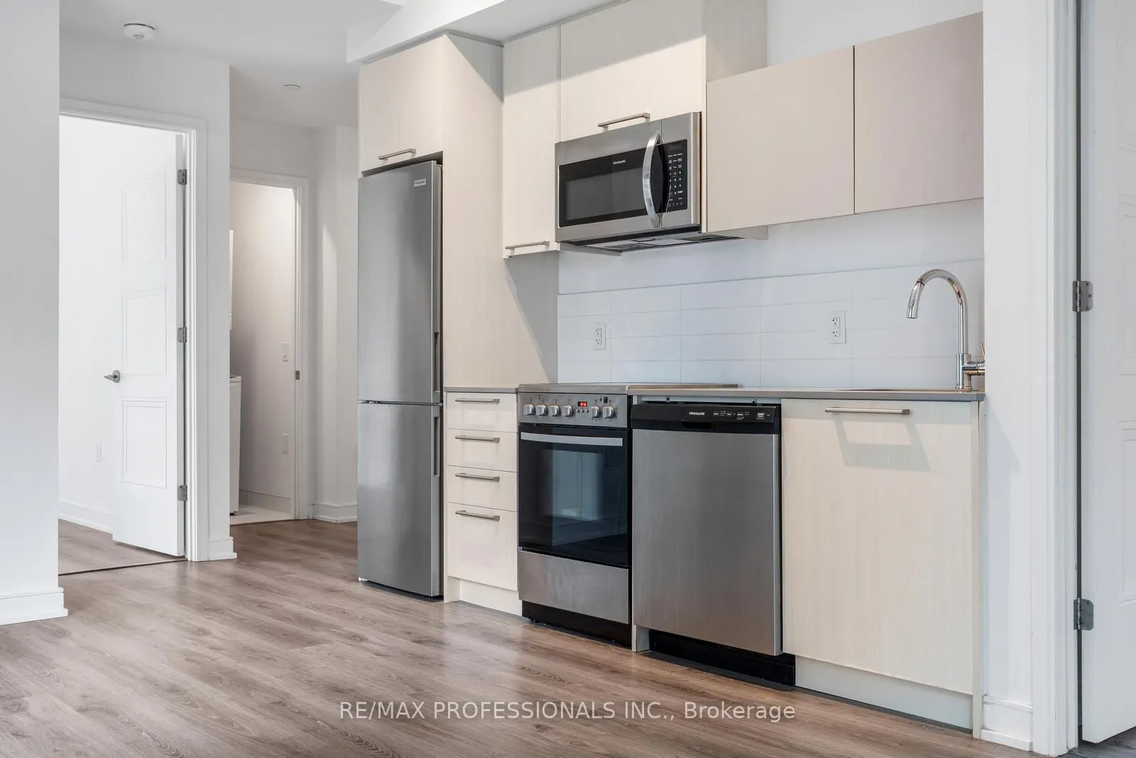 25 Neighbourhood Lane, #213