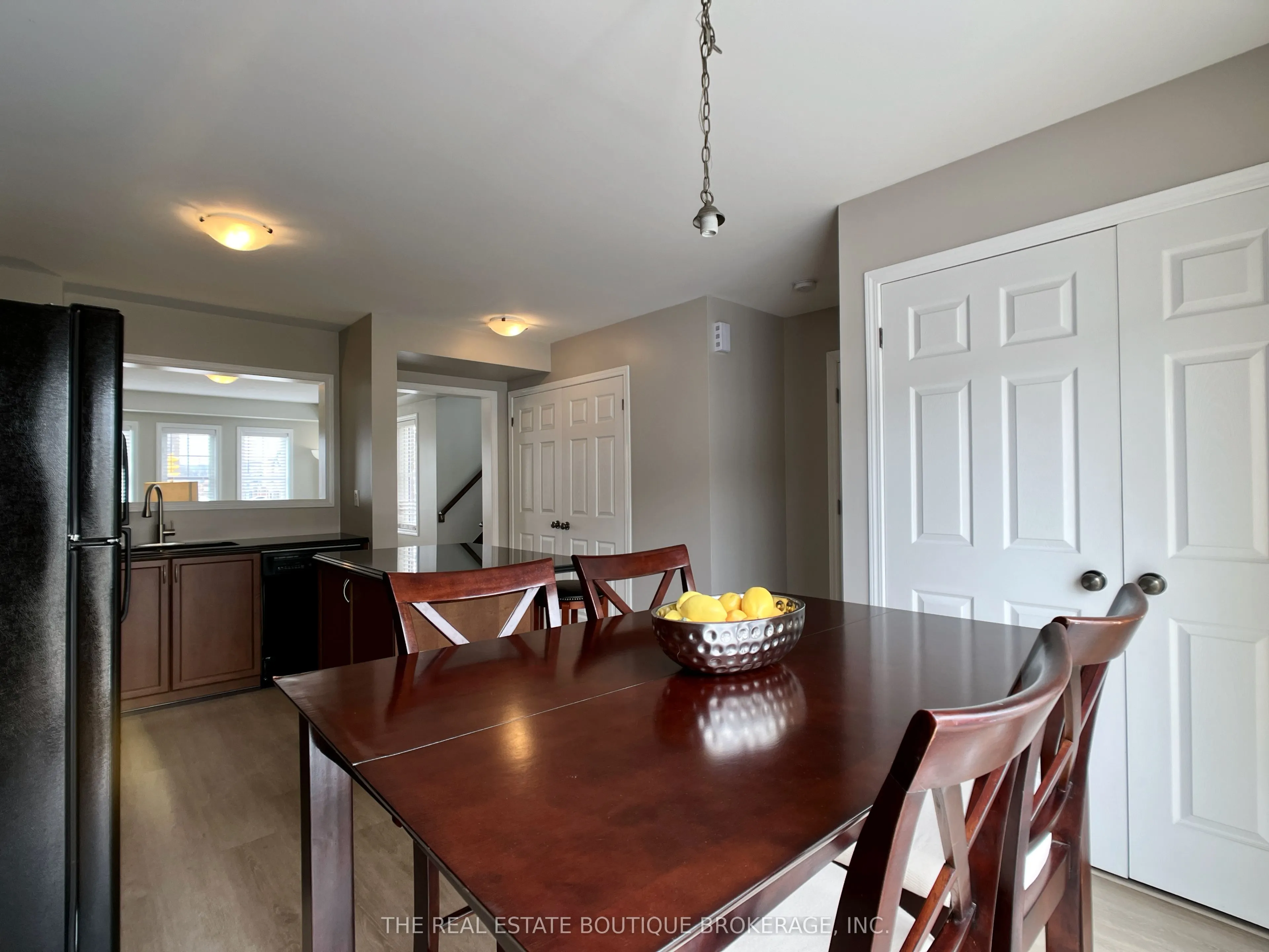 3185 Walkers Line, #Upper