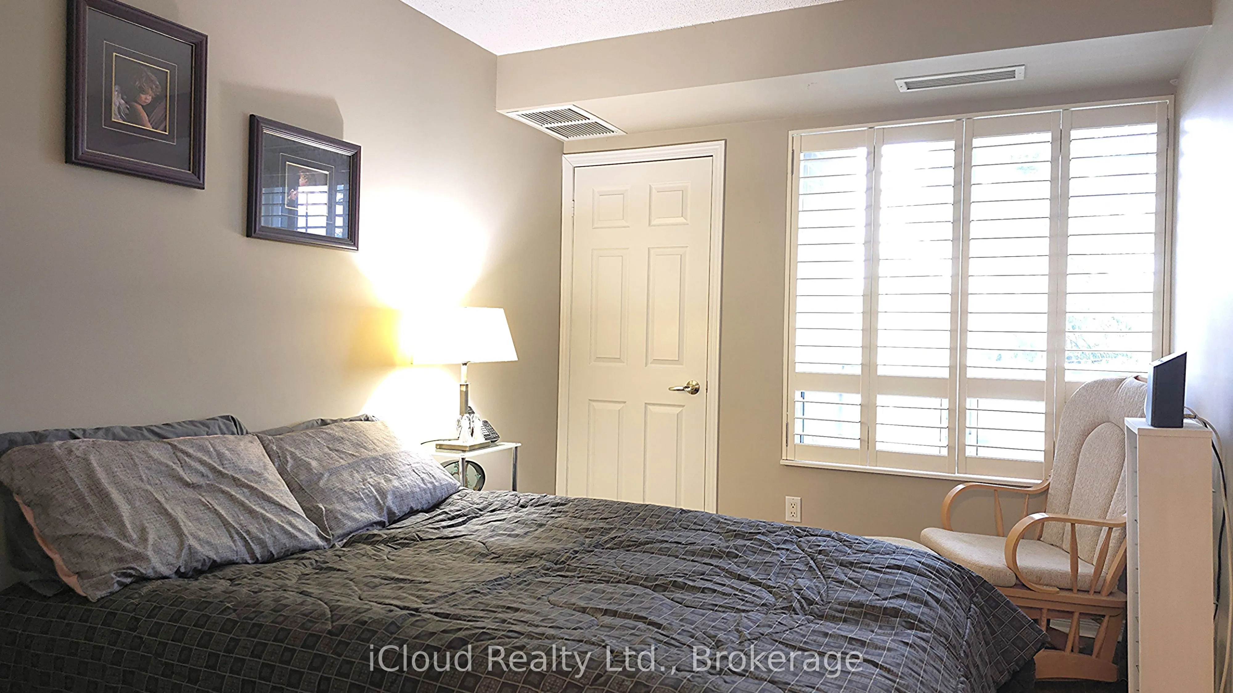 25 Via Rosedale Way, #207