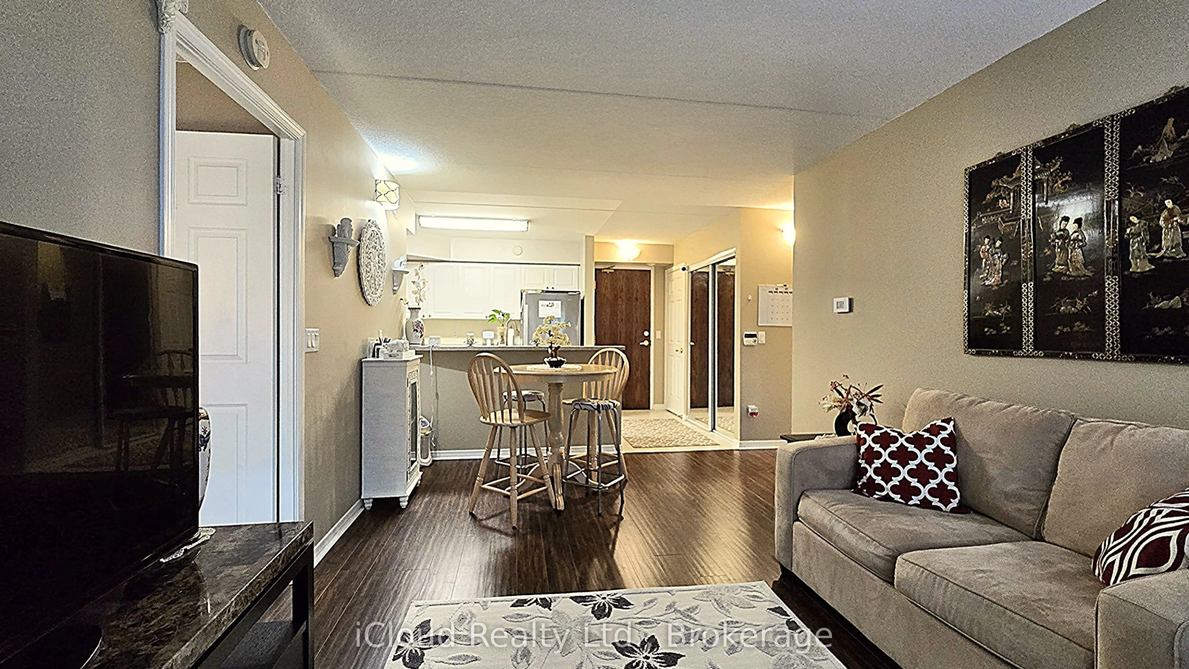 25 Via Rosedale Way, #207