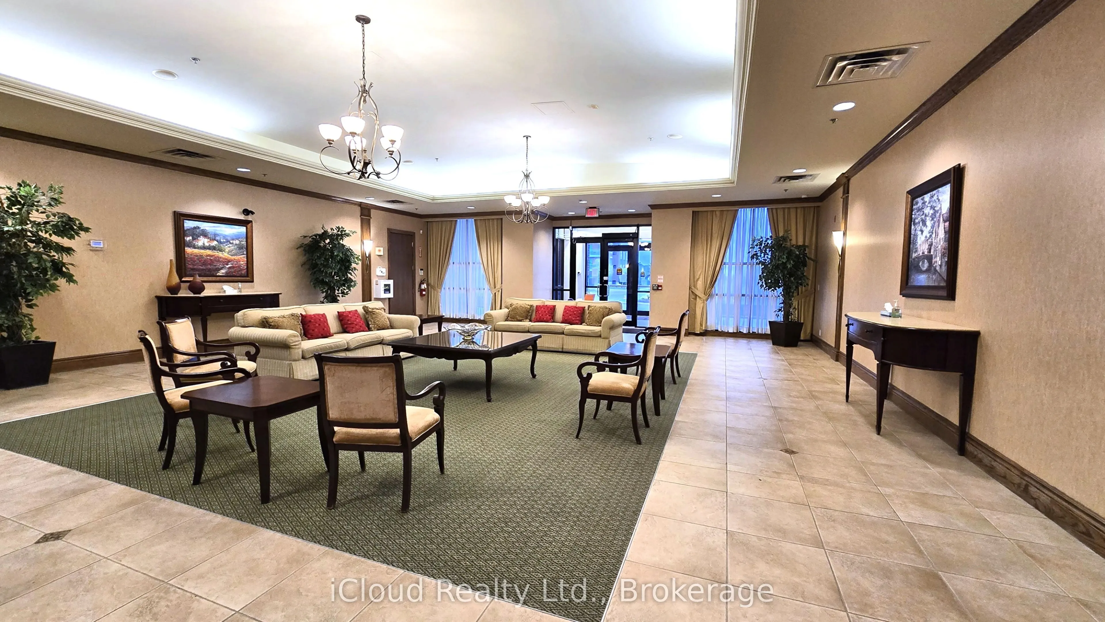 25 Via Rosedale Way, #207