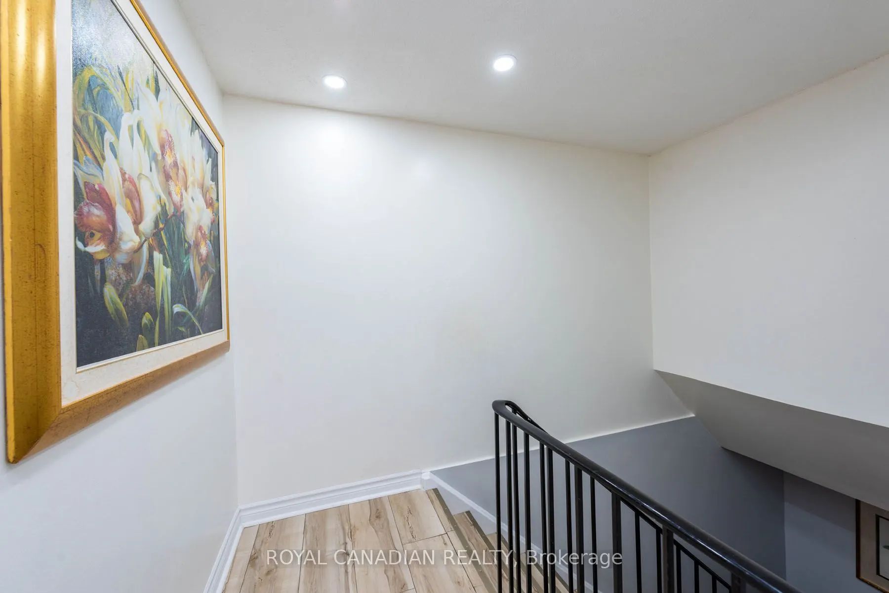 1538 Lancaster Drive, #116