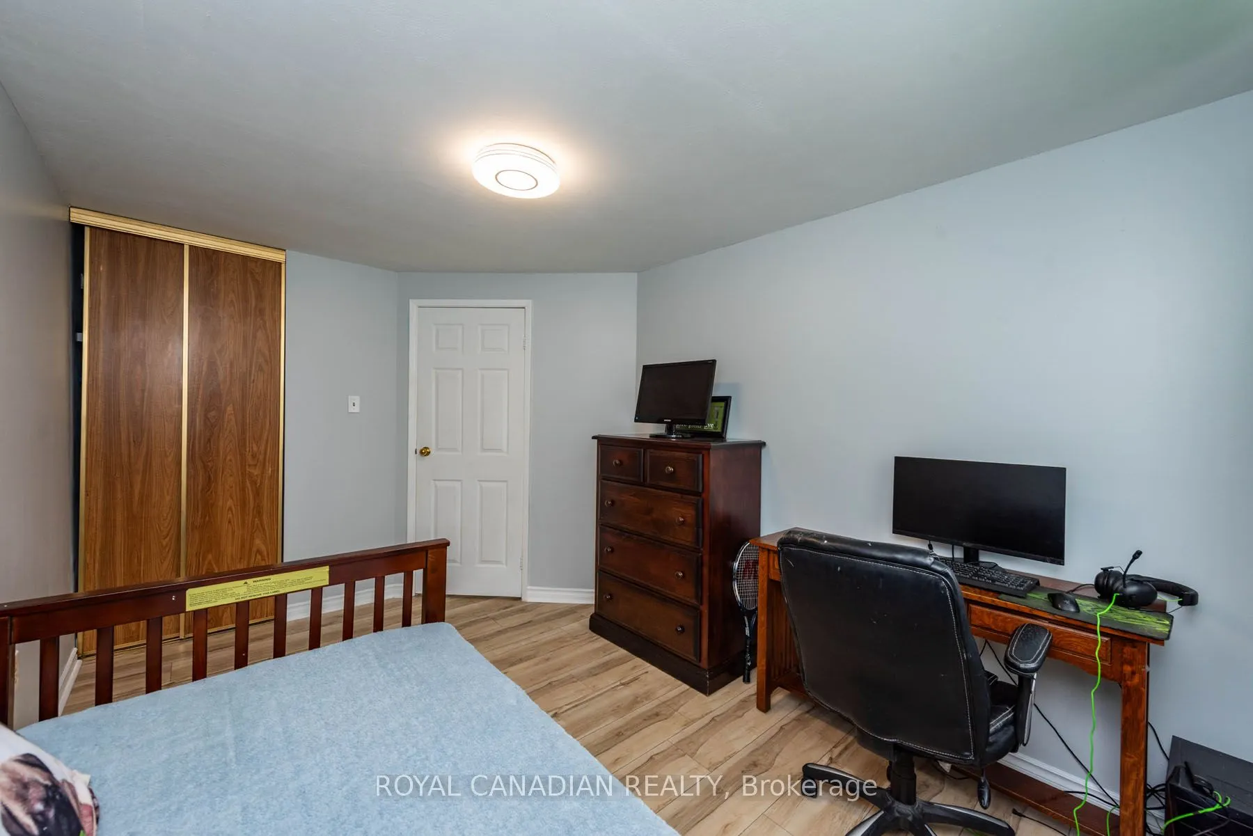 1538 Lancaster Drive, #116