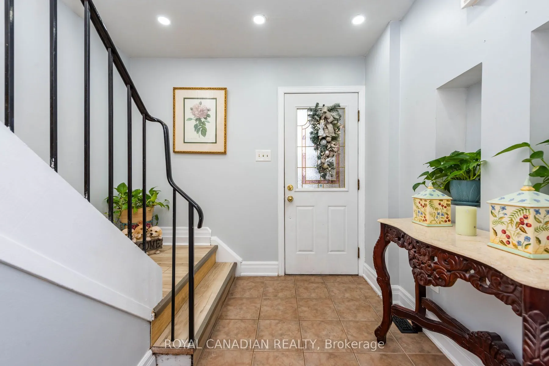 1538 Lancaster Drive, #116