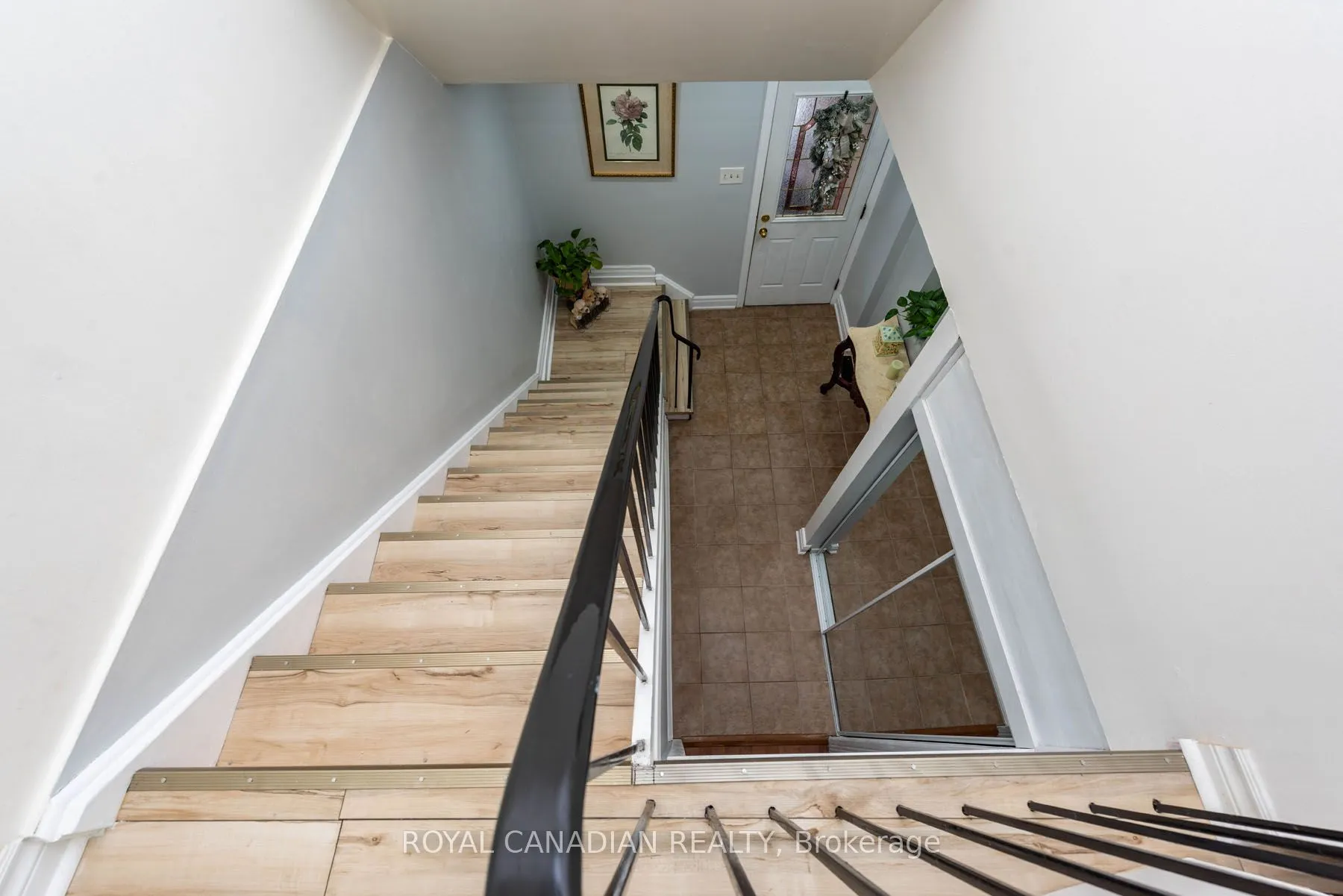 1538 Lancaster Drive, #116