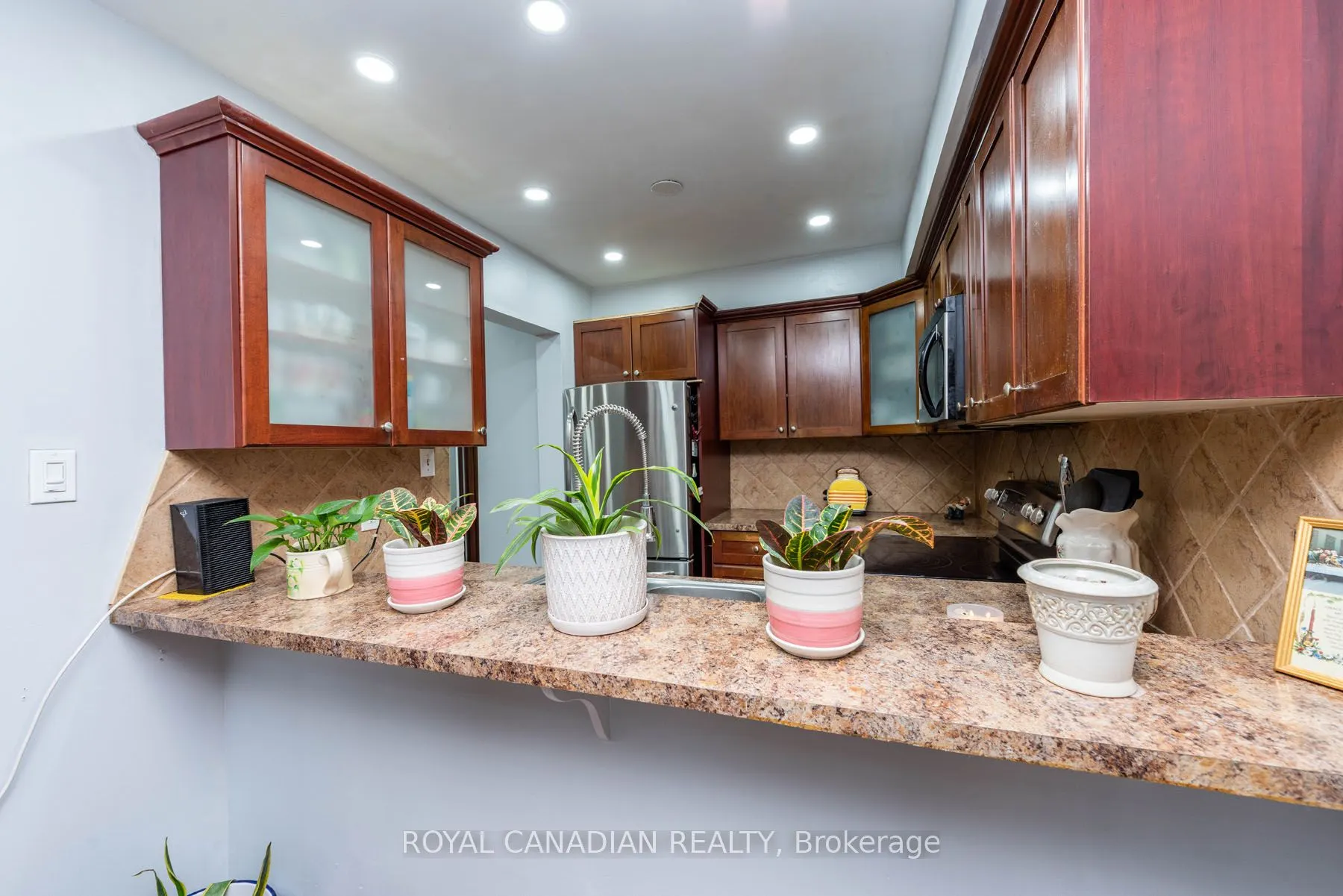 1538 Lancaster Drive, #116