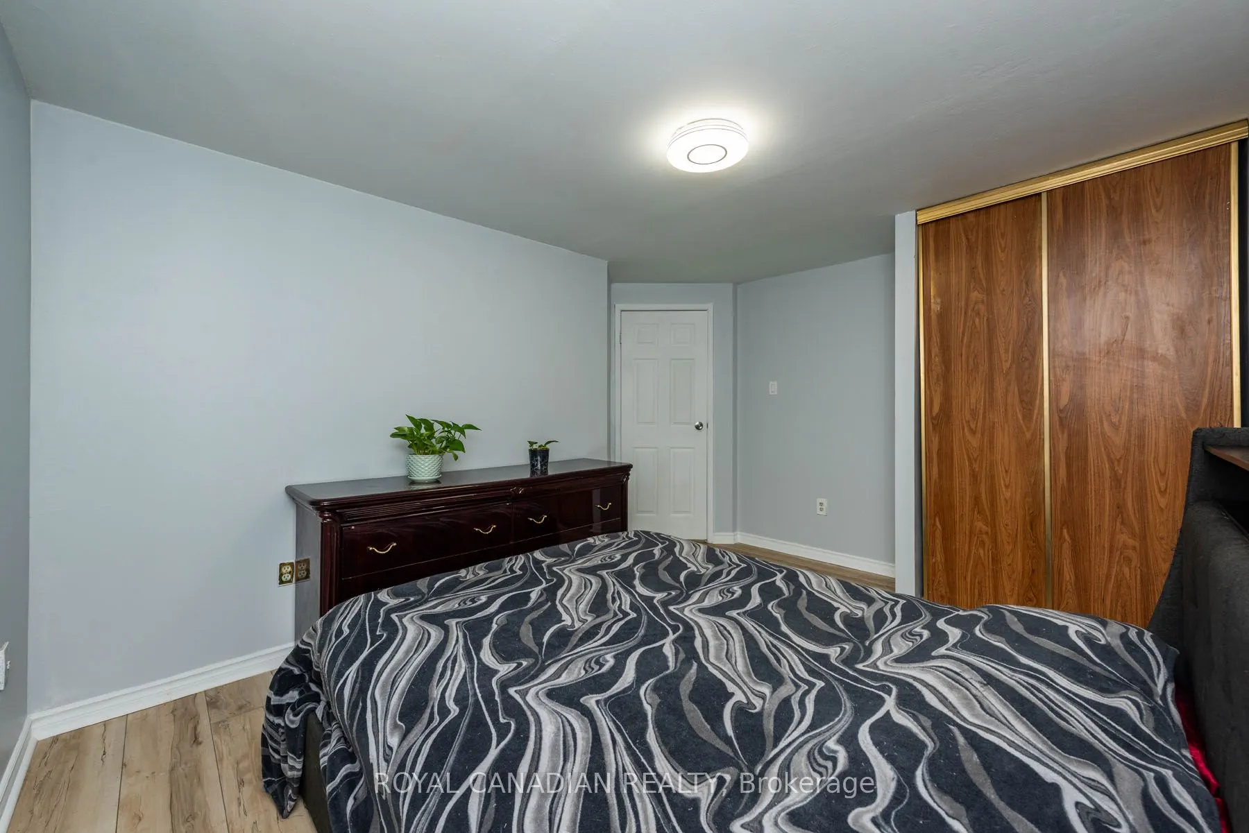 1538 Lancaster Drive, #116