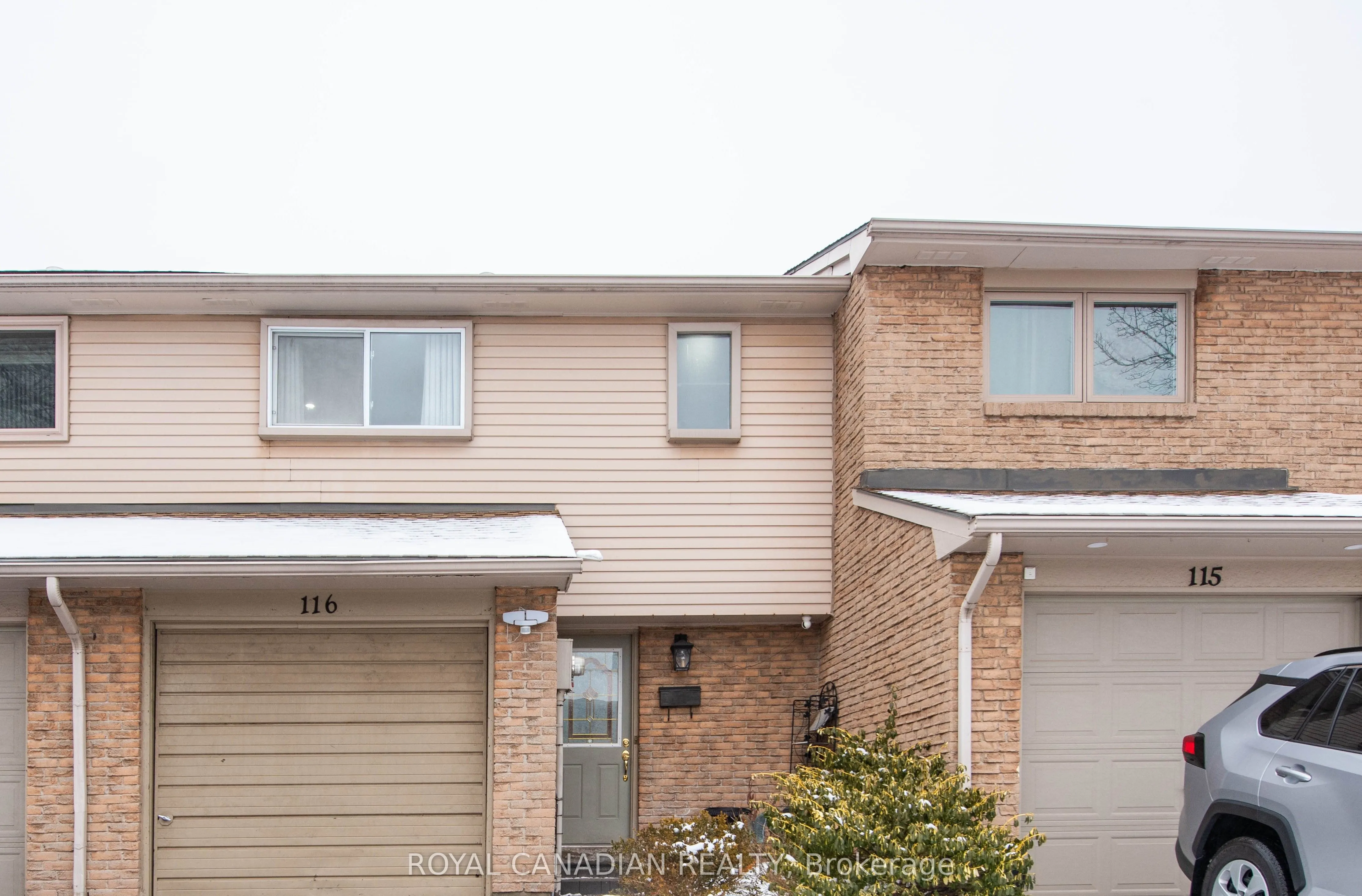 1538 Lancaster Drive, #116