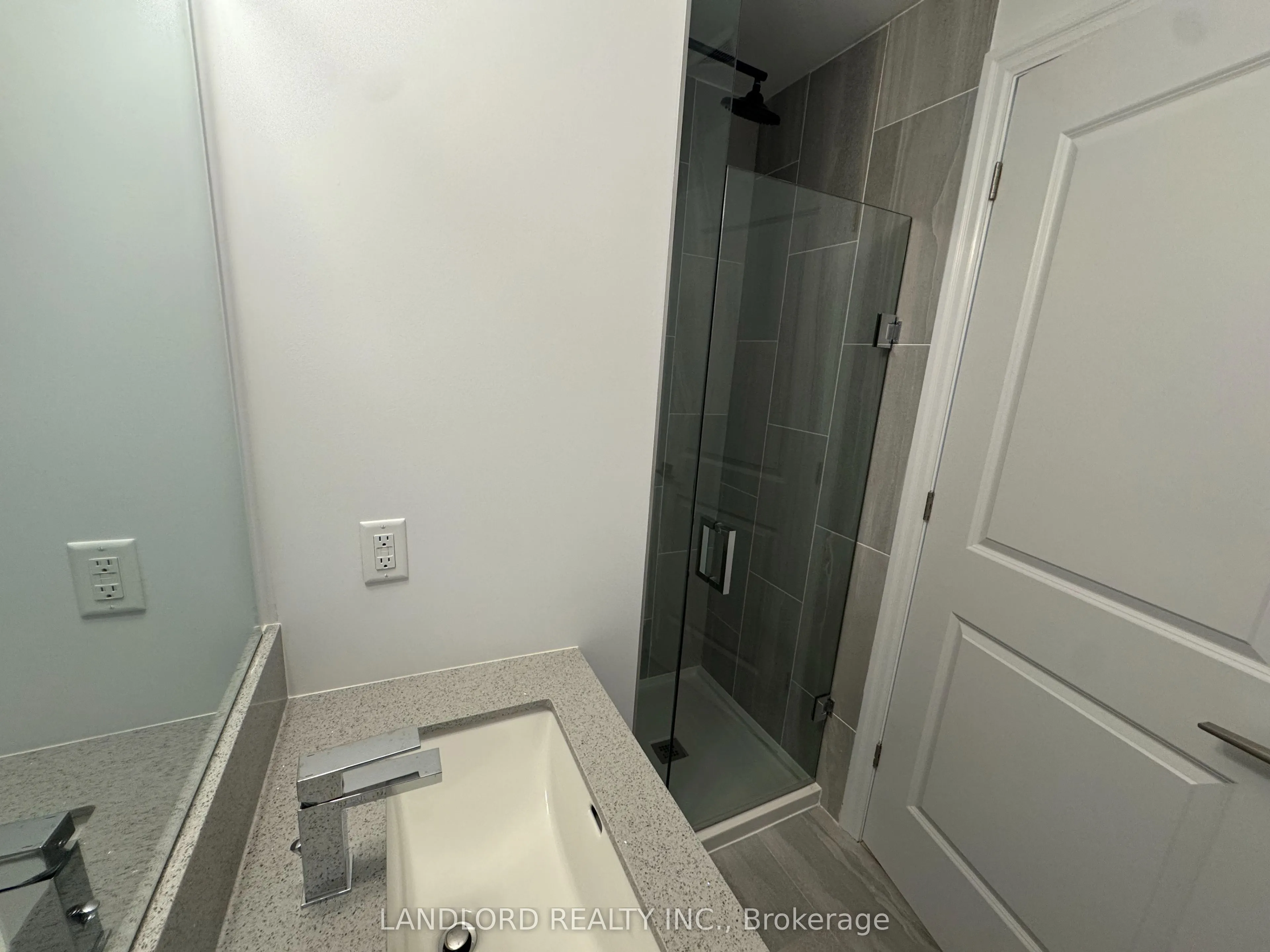 30 Elm Drive W, #1204