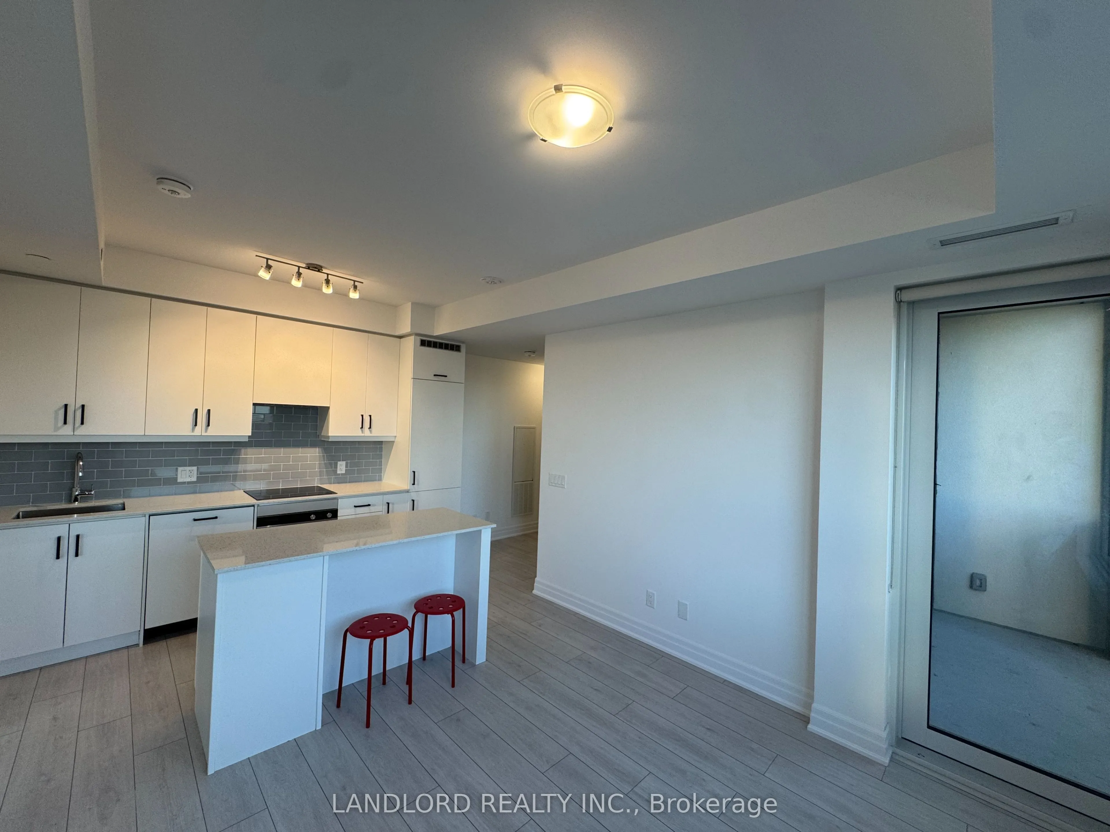 30 Elm Drive W, #1204