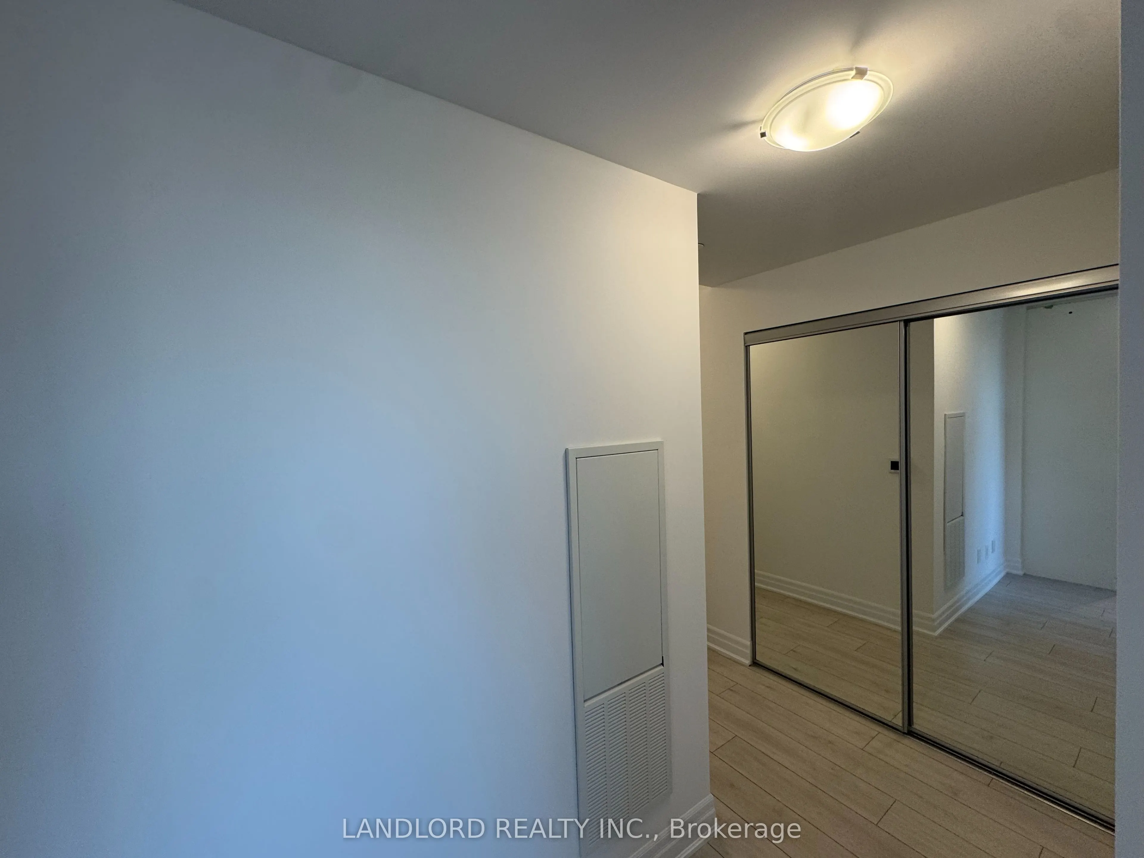 30 Elm Drive W, #1204