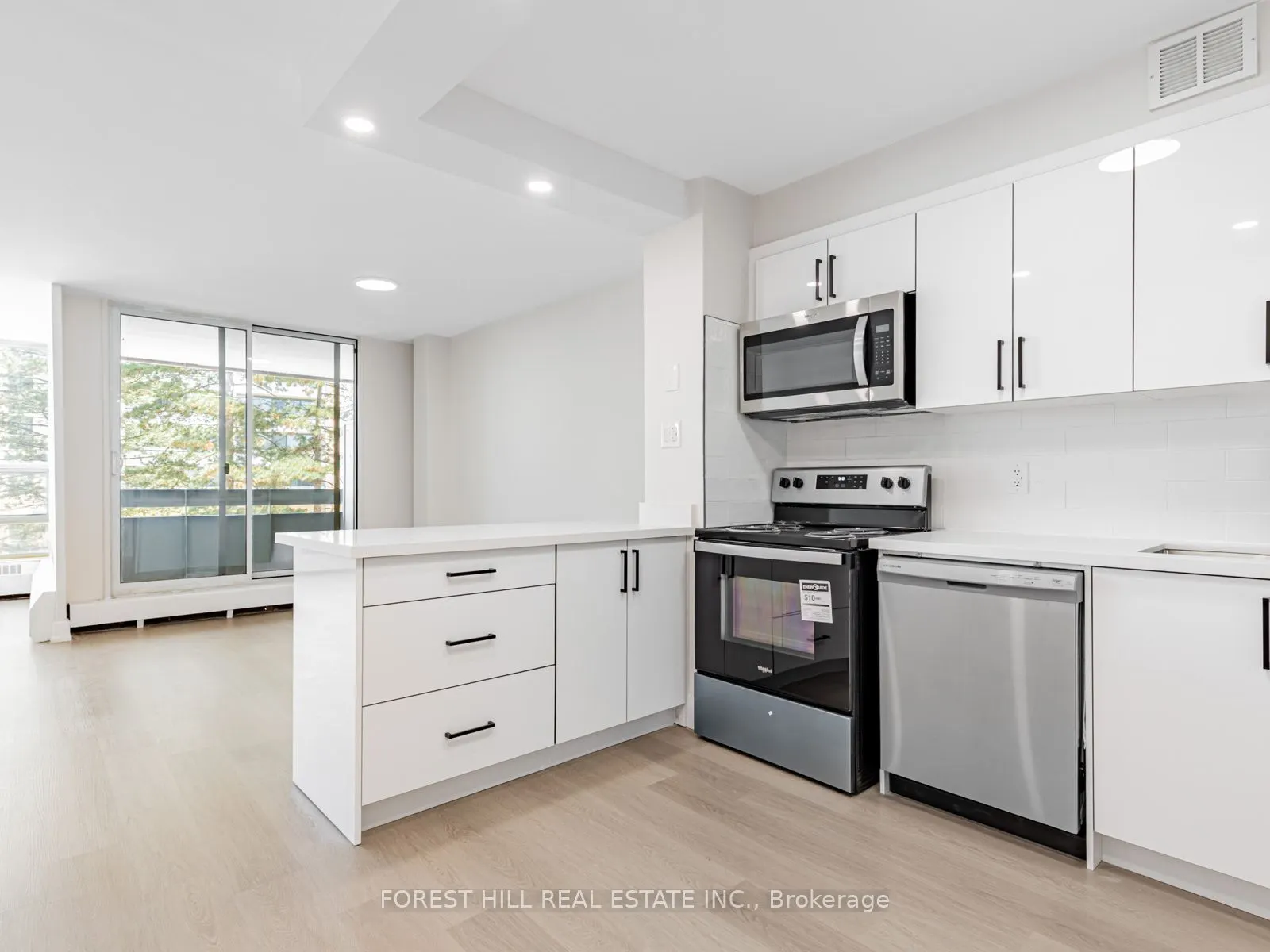 141 Lyon Court, #306