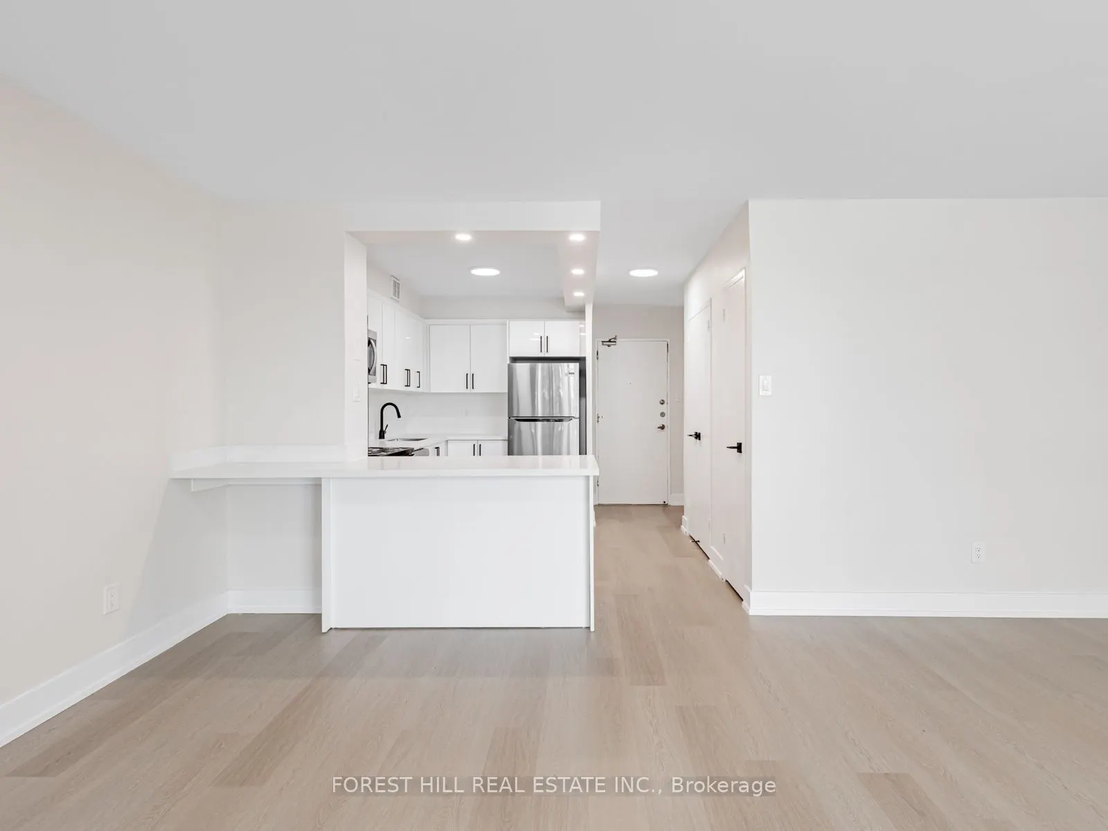 141 Lyon Court, #306