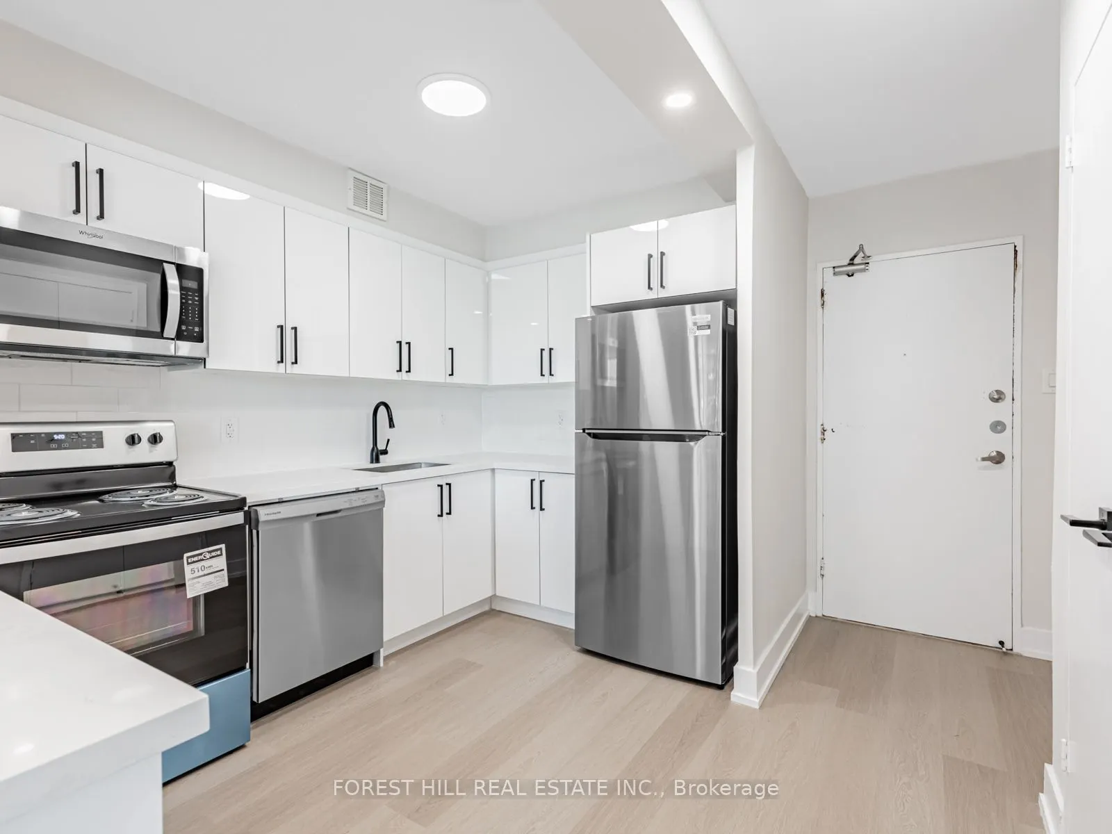 141 Lyon Court, #306