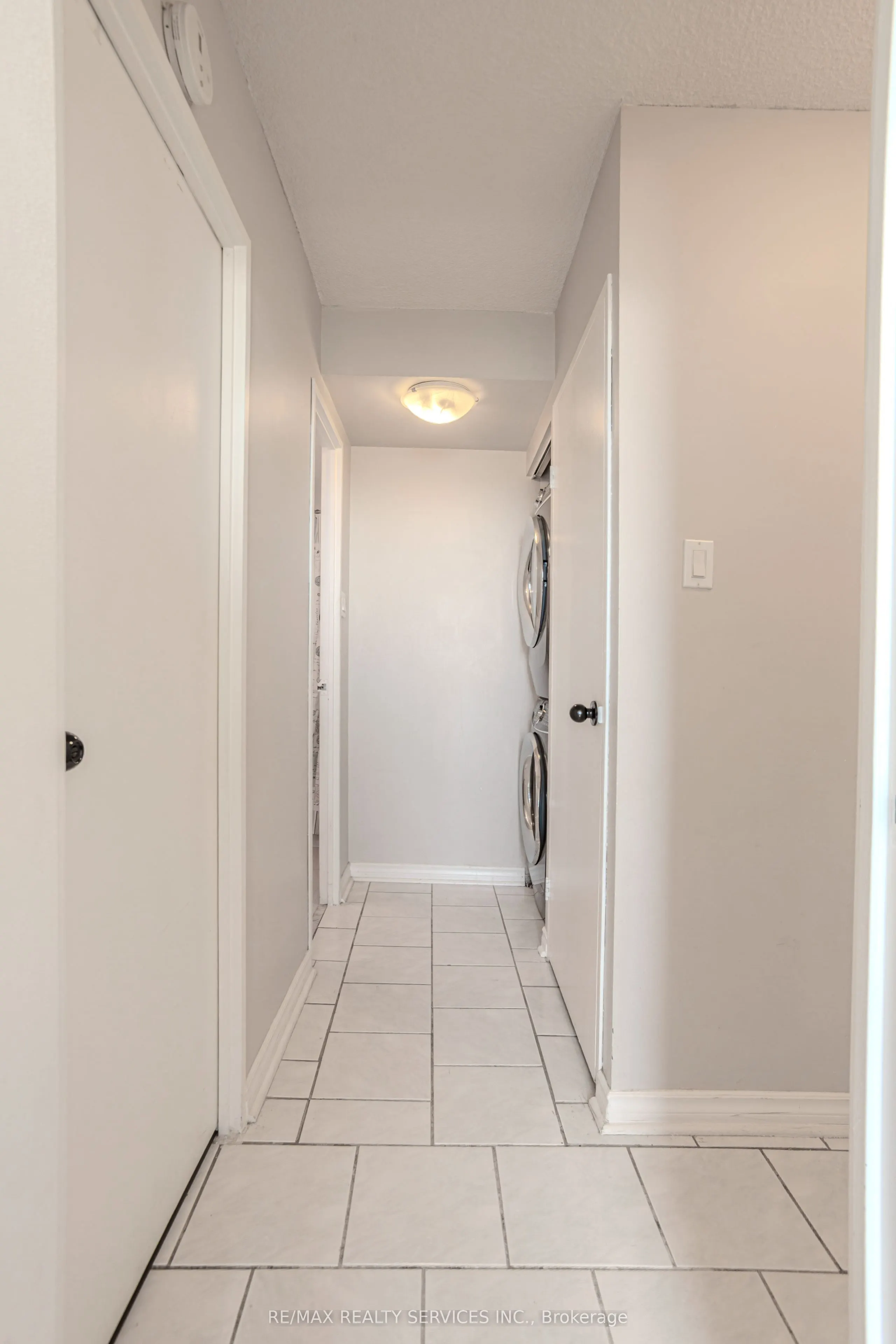 20 Mississauga Valley Boulevard, #1501