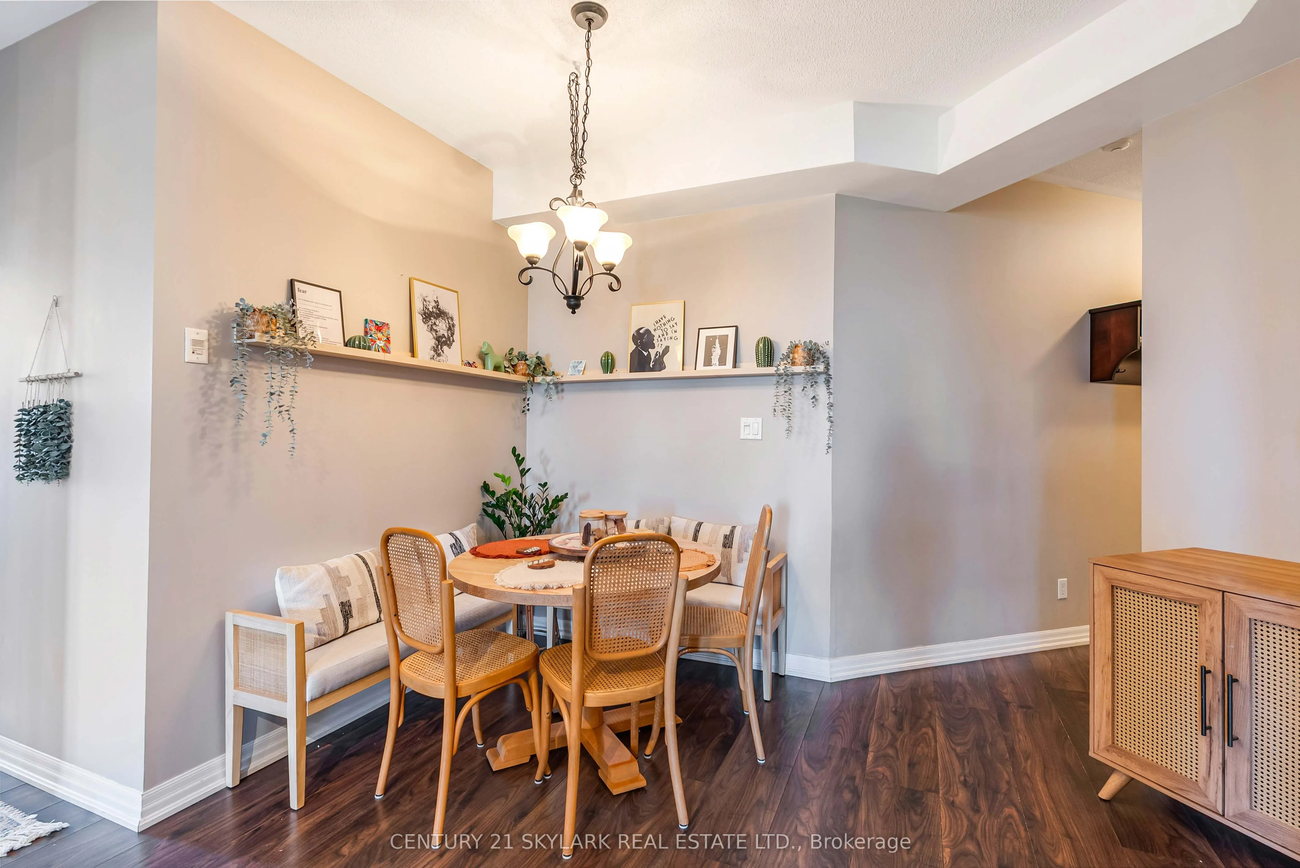 245 Dalesford Road, #516
