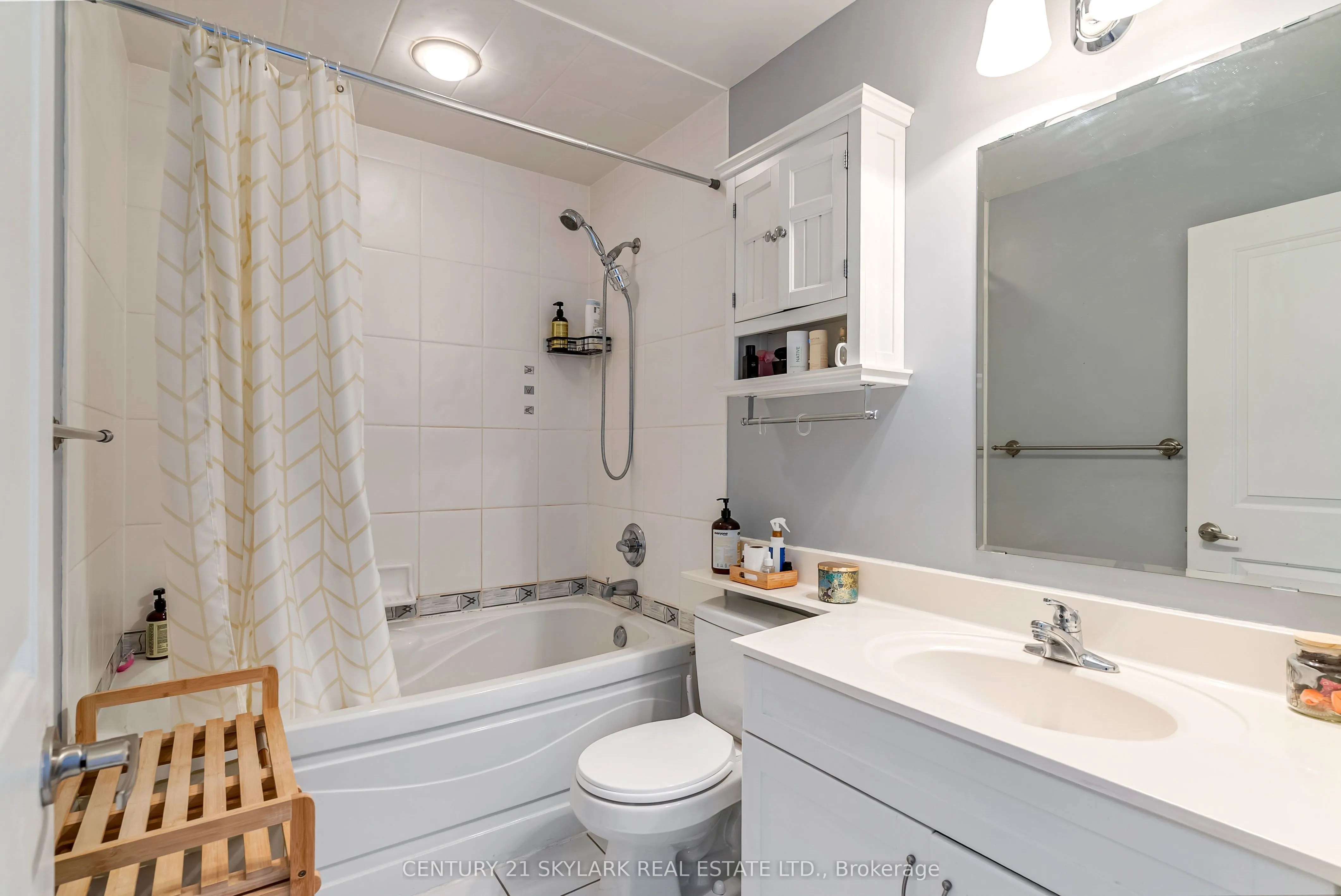 245 Dalesford Road, #516