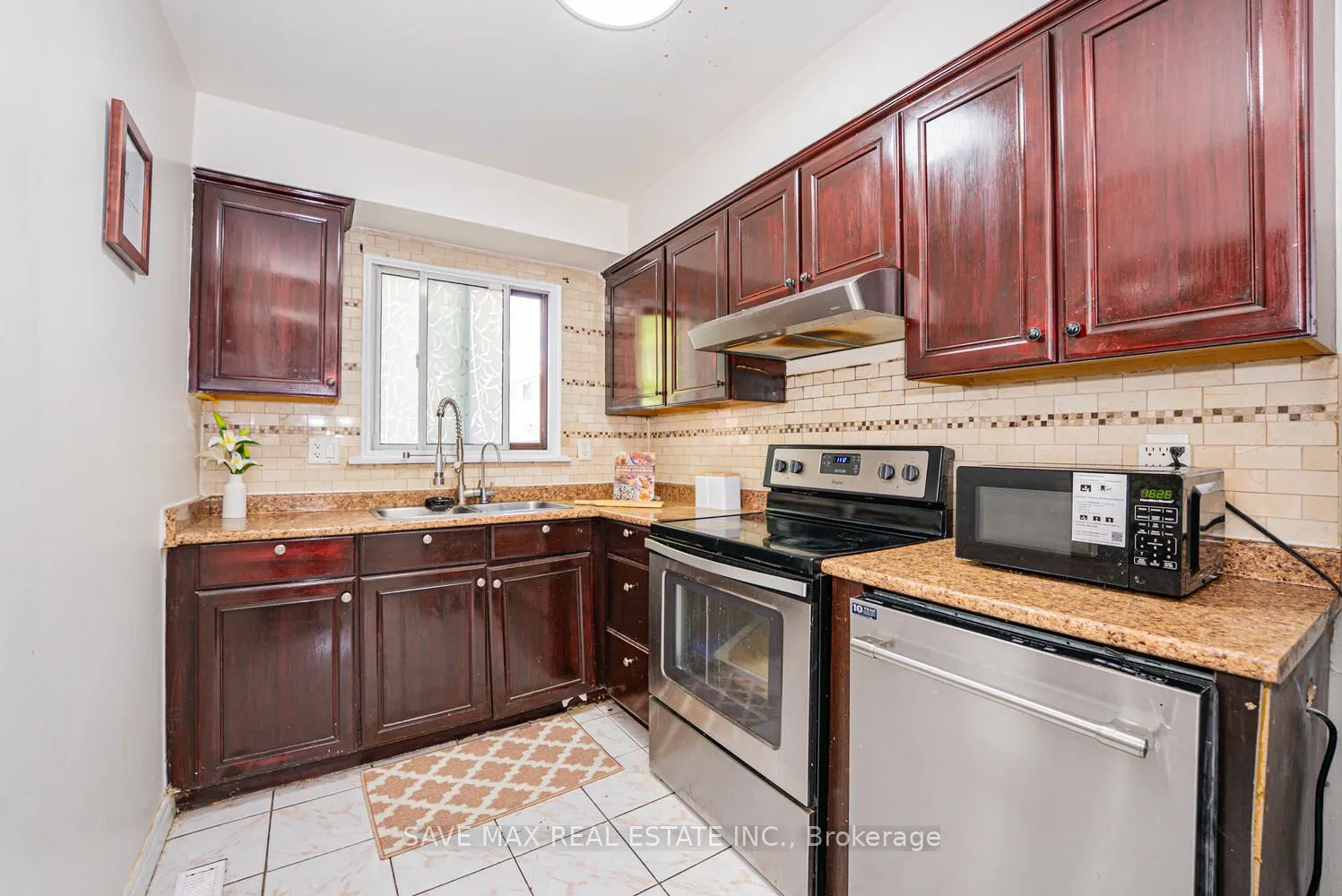 83 Fleetwood Crescent, #112
