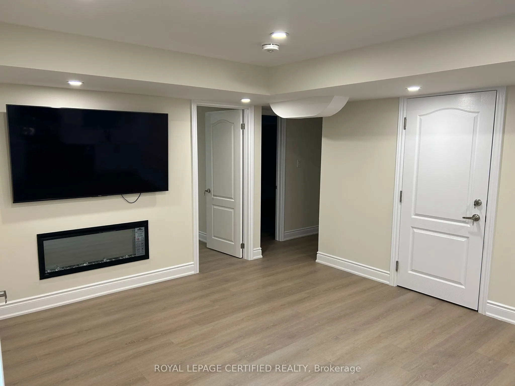 3434 Clayton Trail