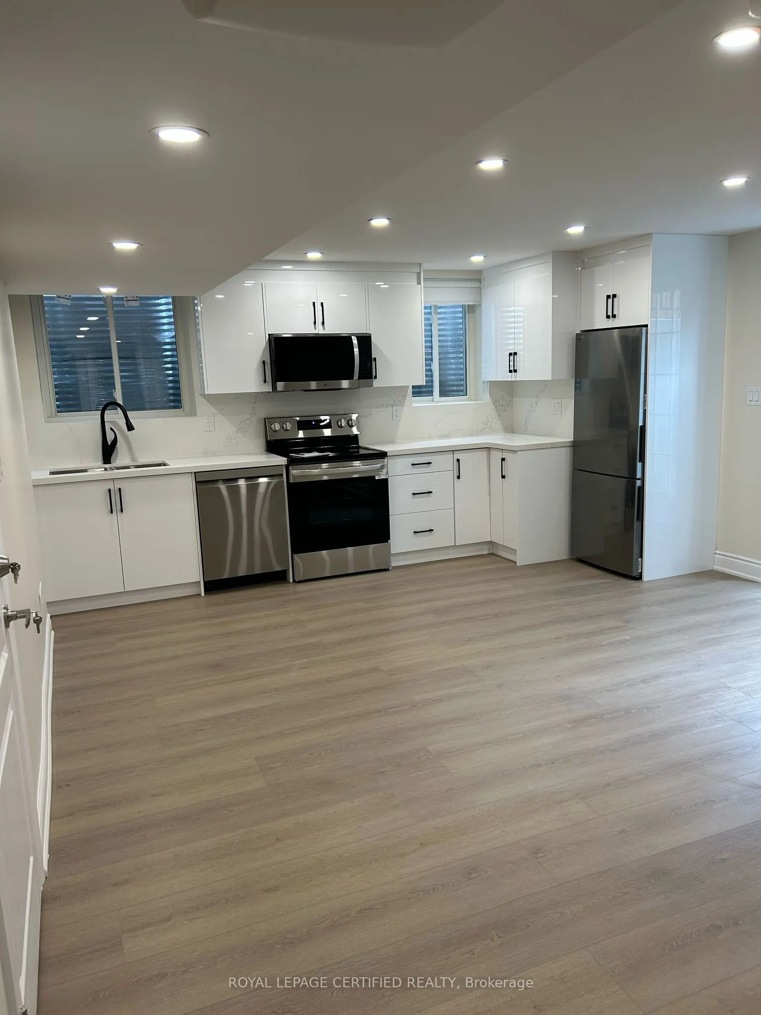 3434 Clayton Trail
