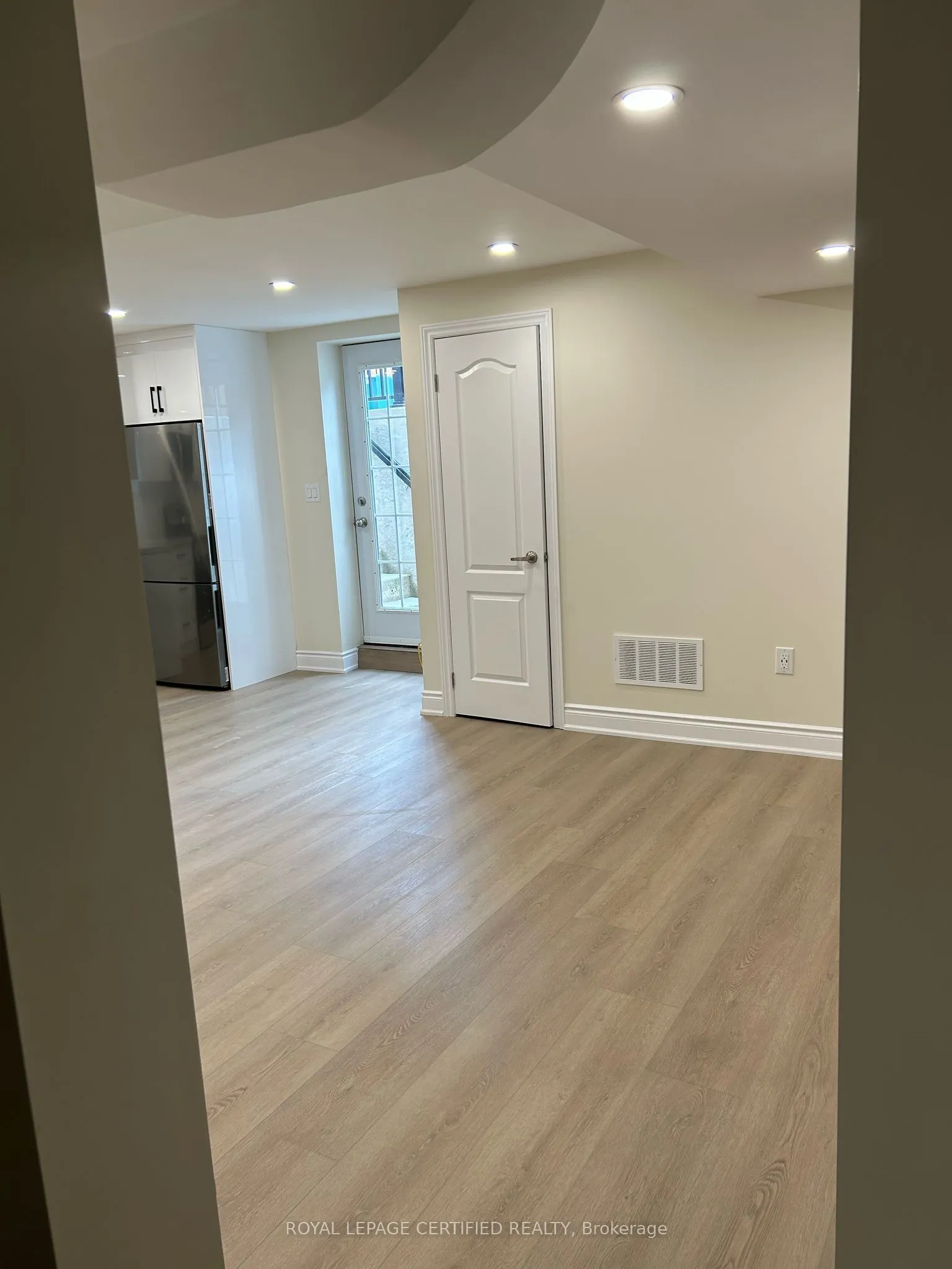 3434 Clayton Trail