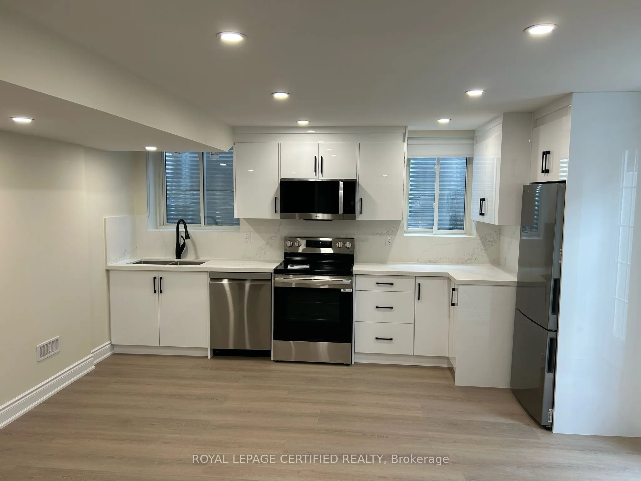 3434 Clayton Trail
