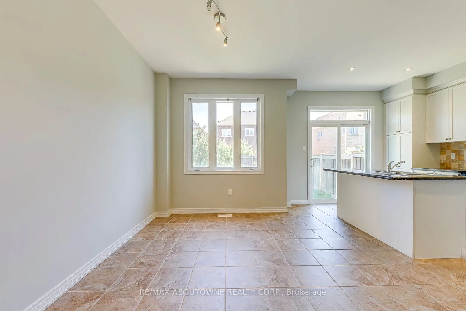 1254 Craigleith Road