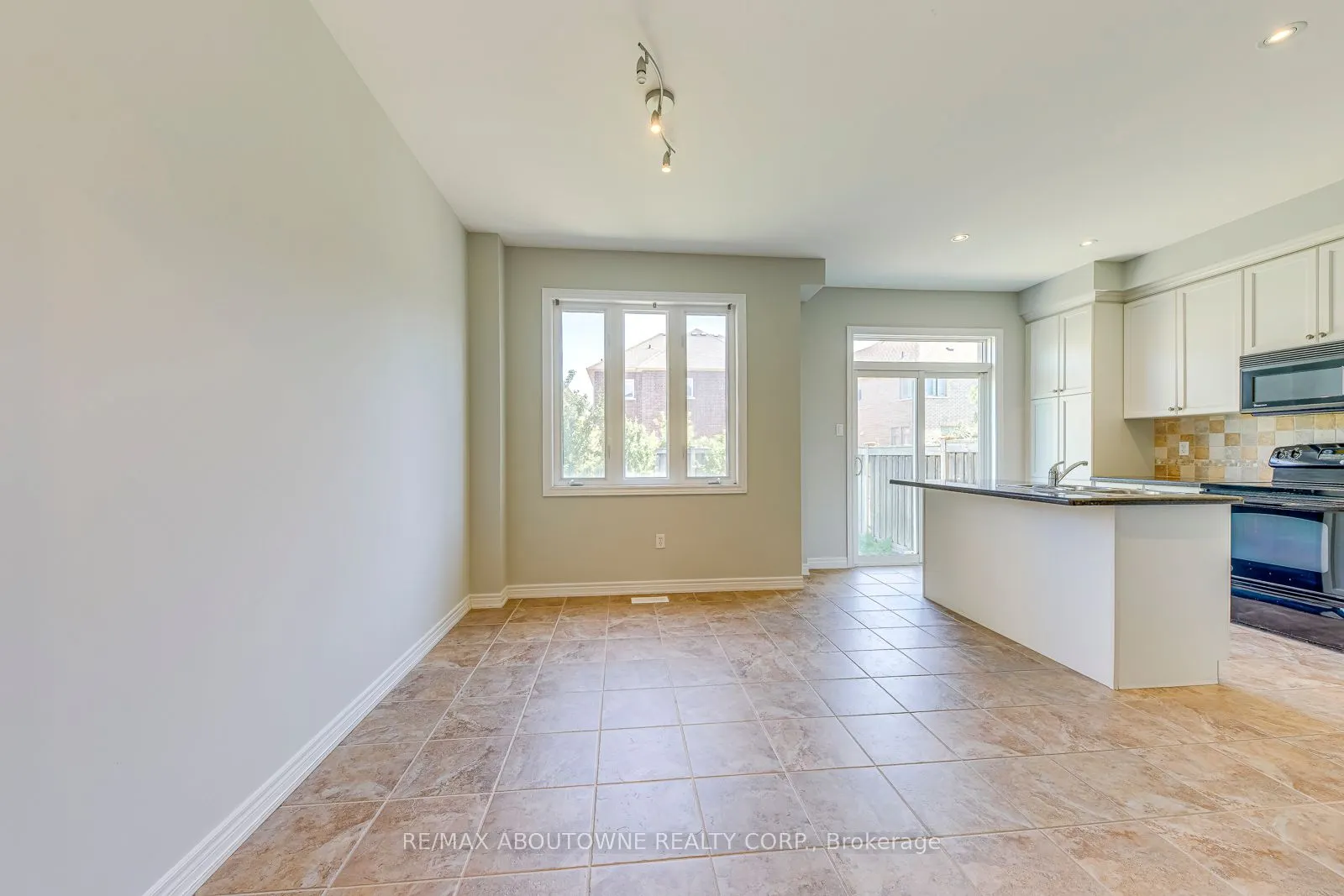 1254 Craigleith Road