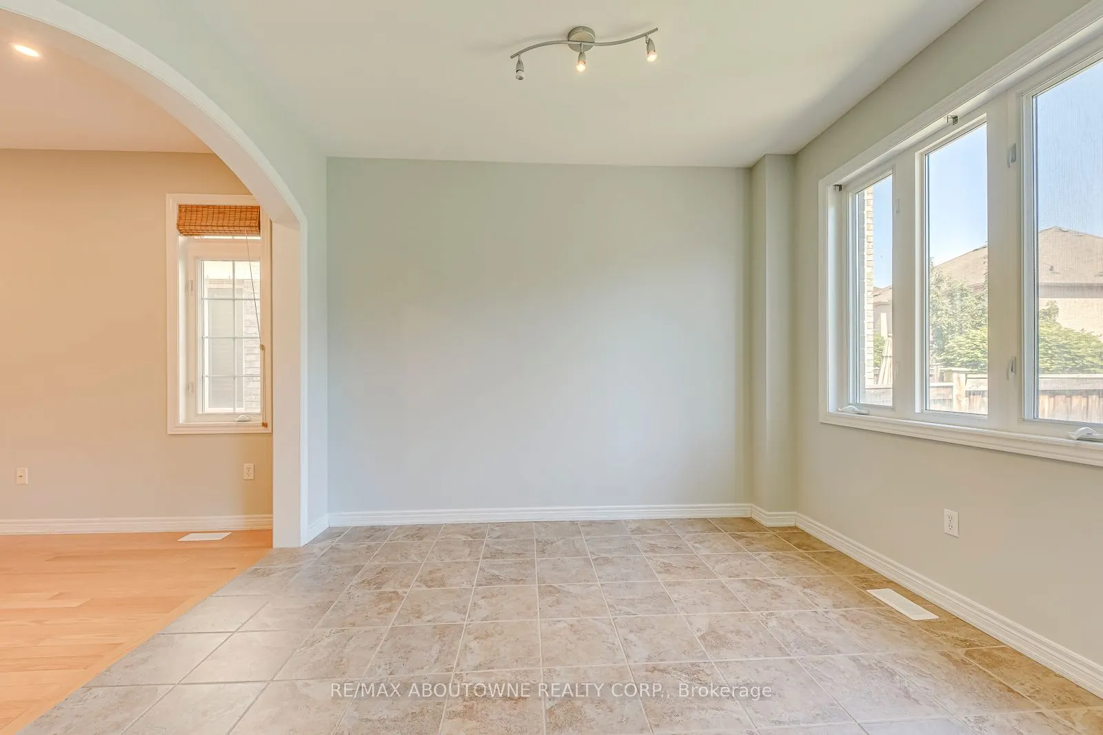 1254 Craigleith Road