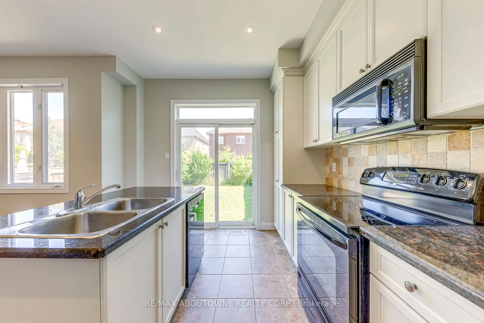 1254 Craigleith Road