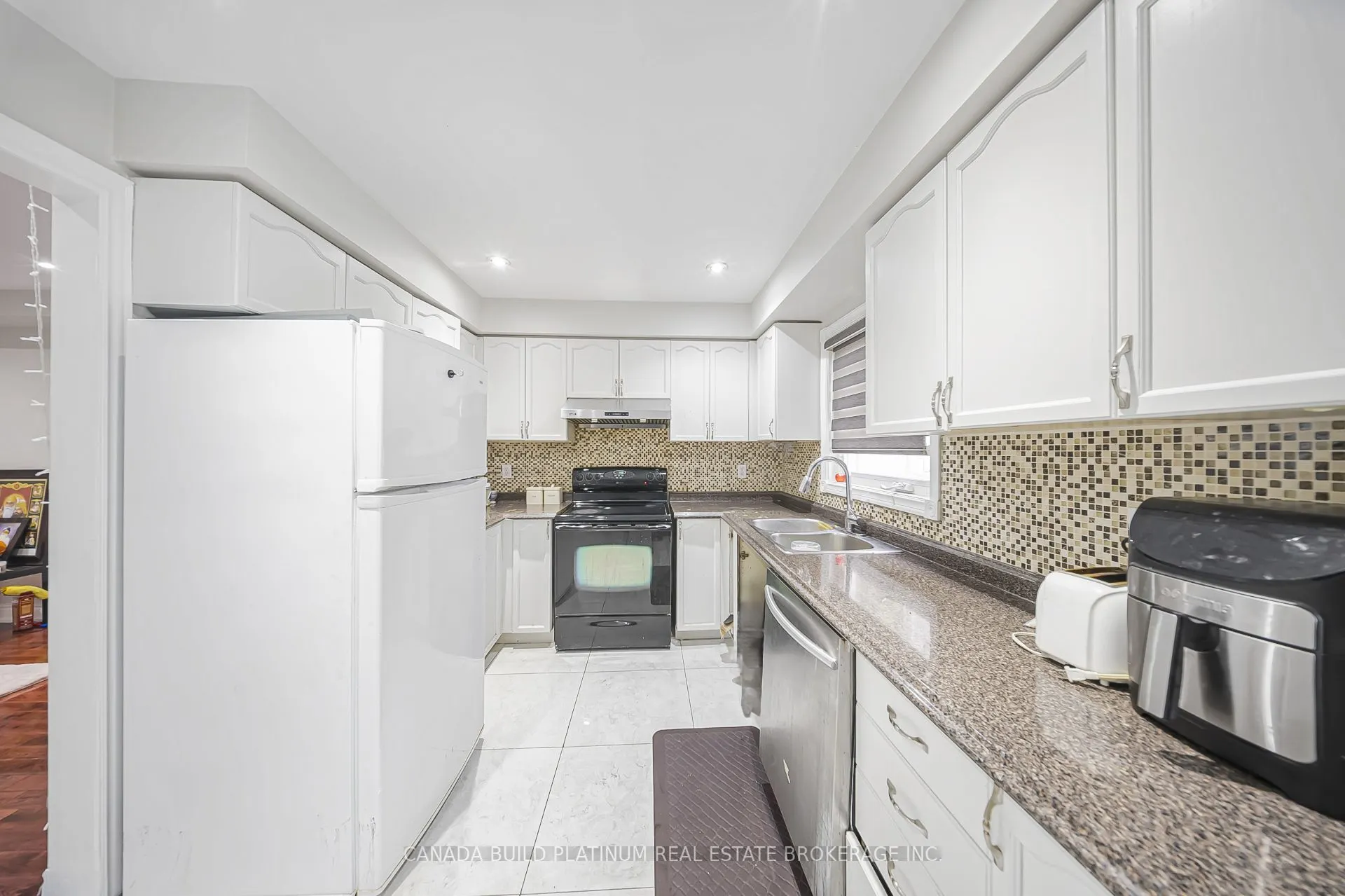 71 Ravenswood Drive