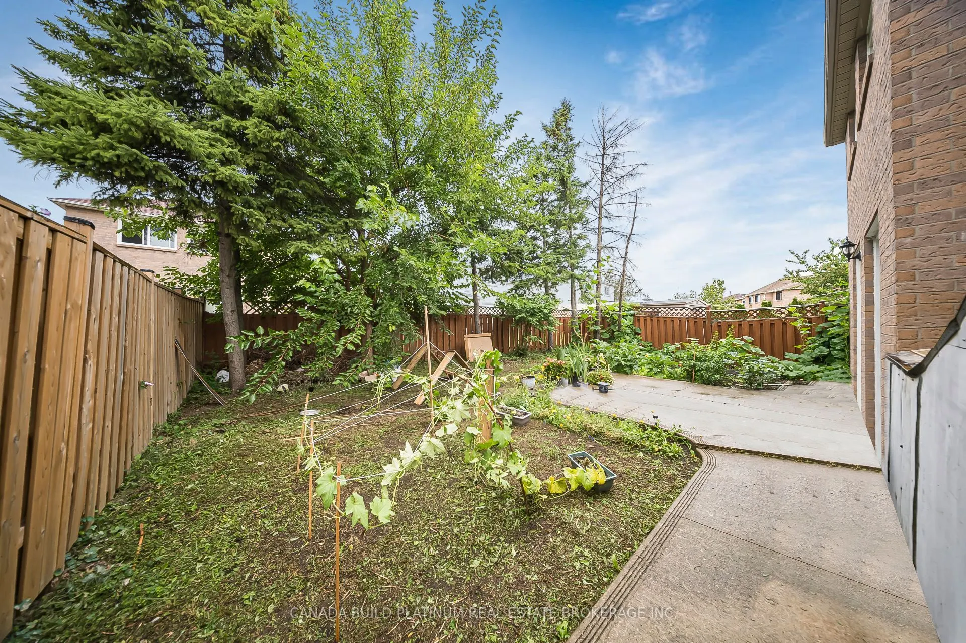 71 Ravenswood Drive
