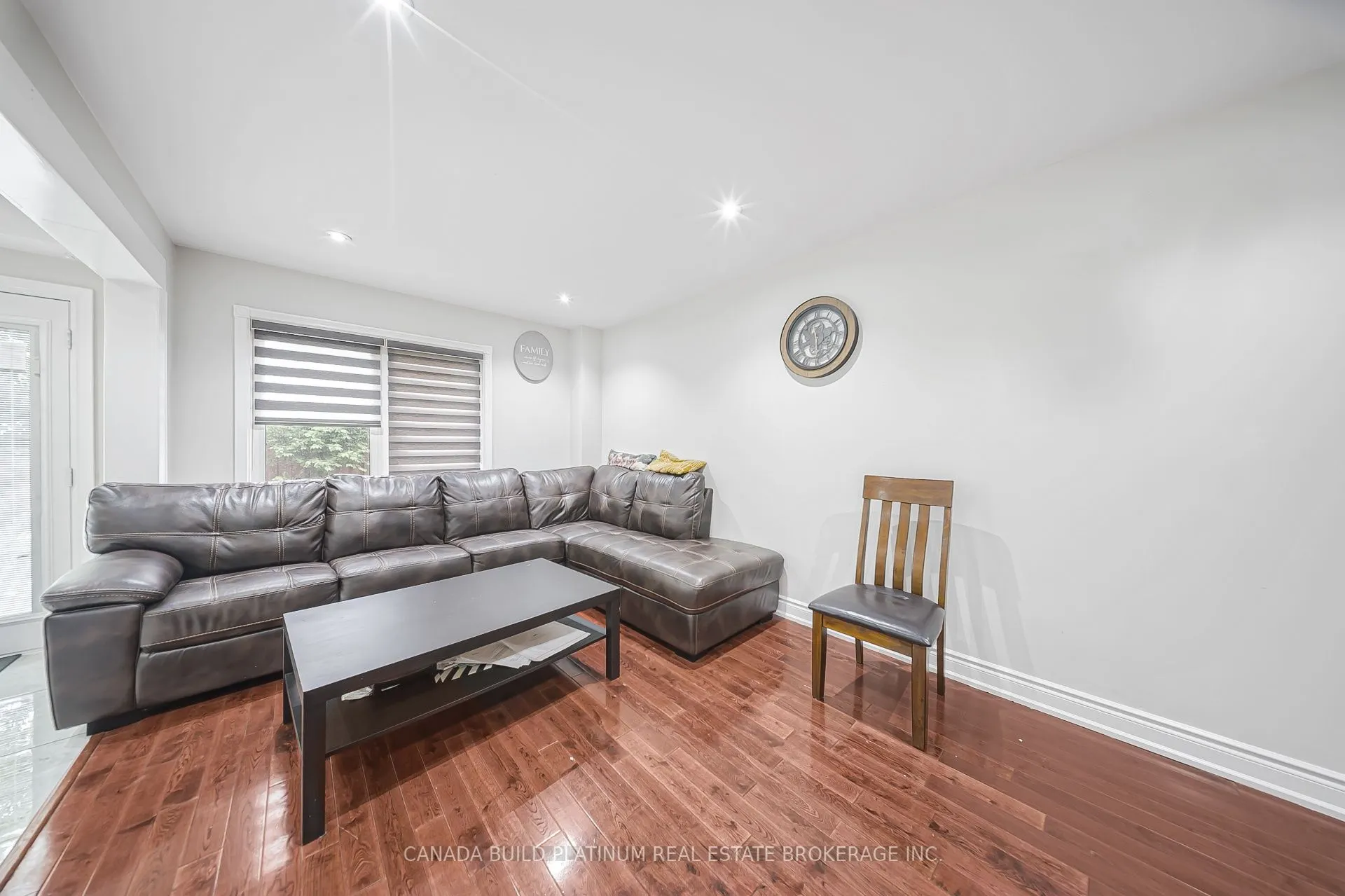 71 Ravenswood Drive