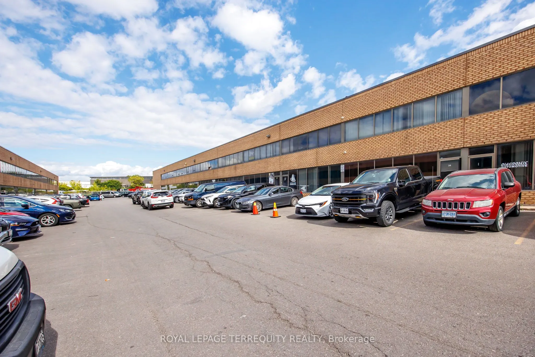 94 Kenhar Drive, #36