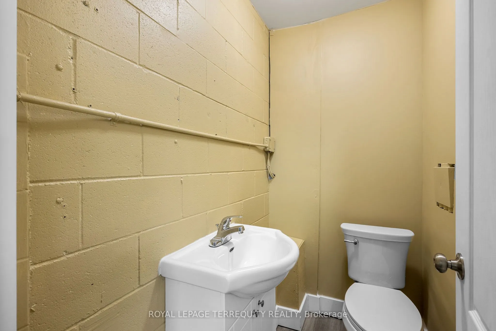 94 Kenhar Drive, #36