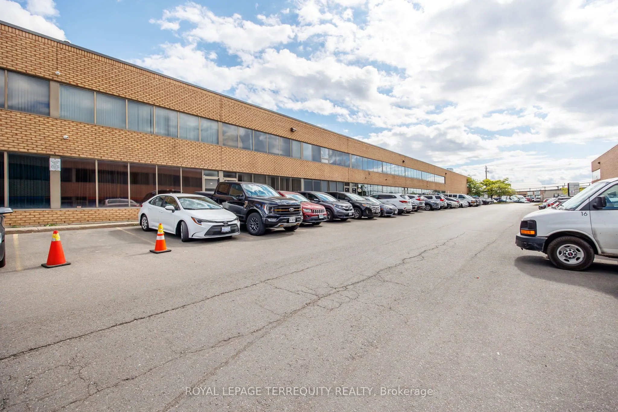 94 Kenhar Drive, #36