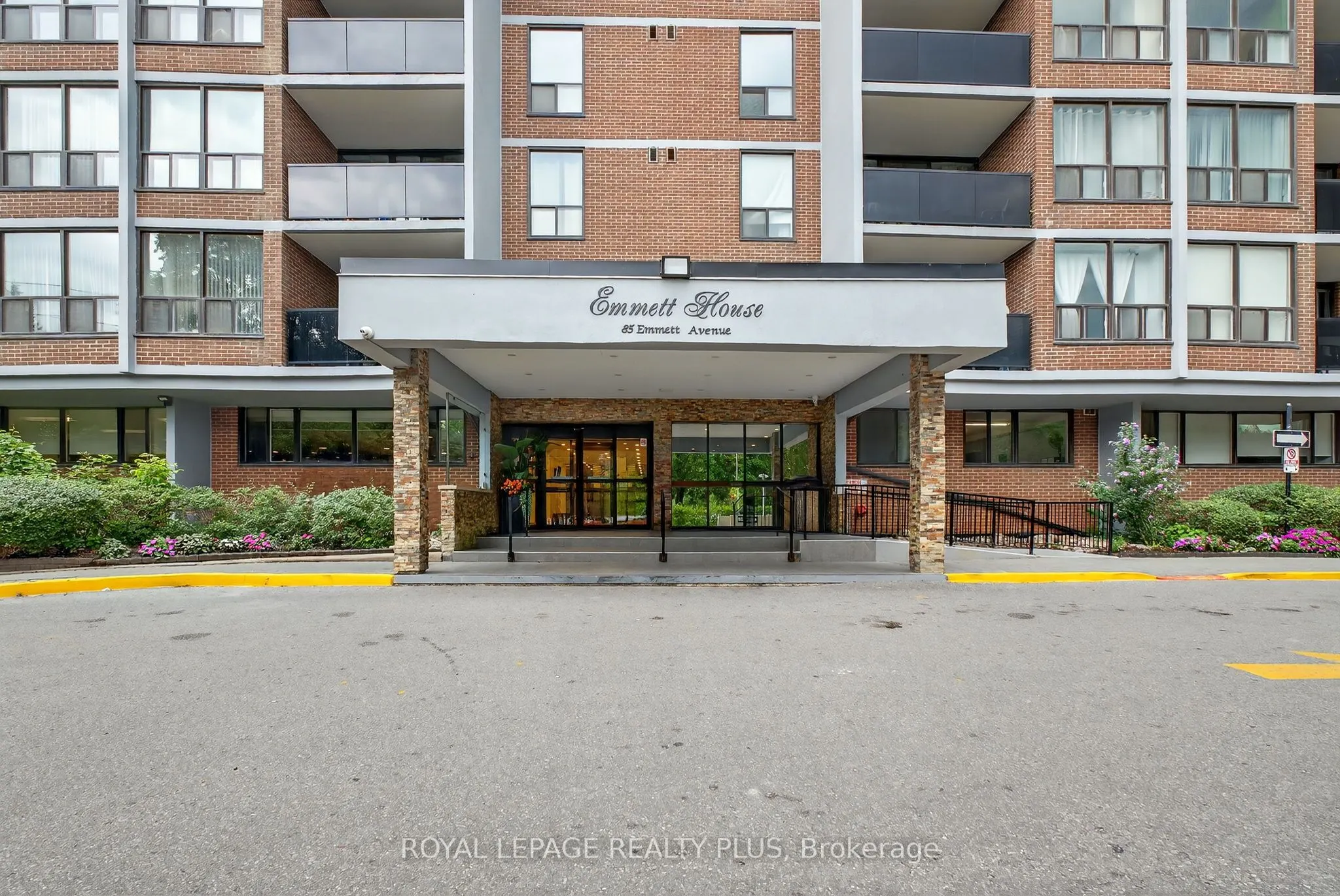 85 Emmett Avenue, #1802