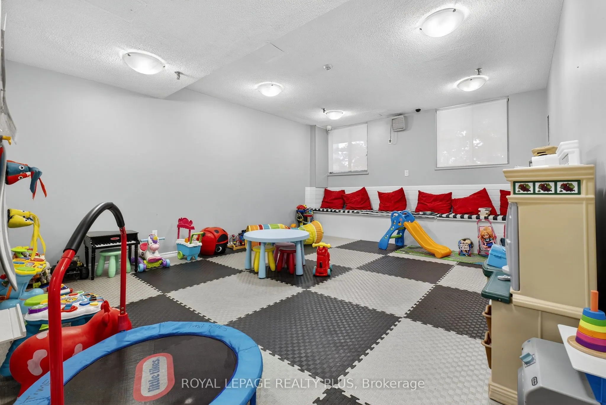 85 Emmett Avenue, #1802