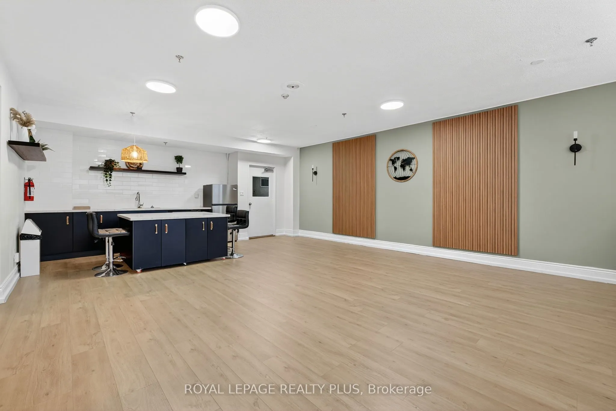 85 Emmett Avenue, #1802