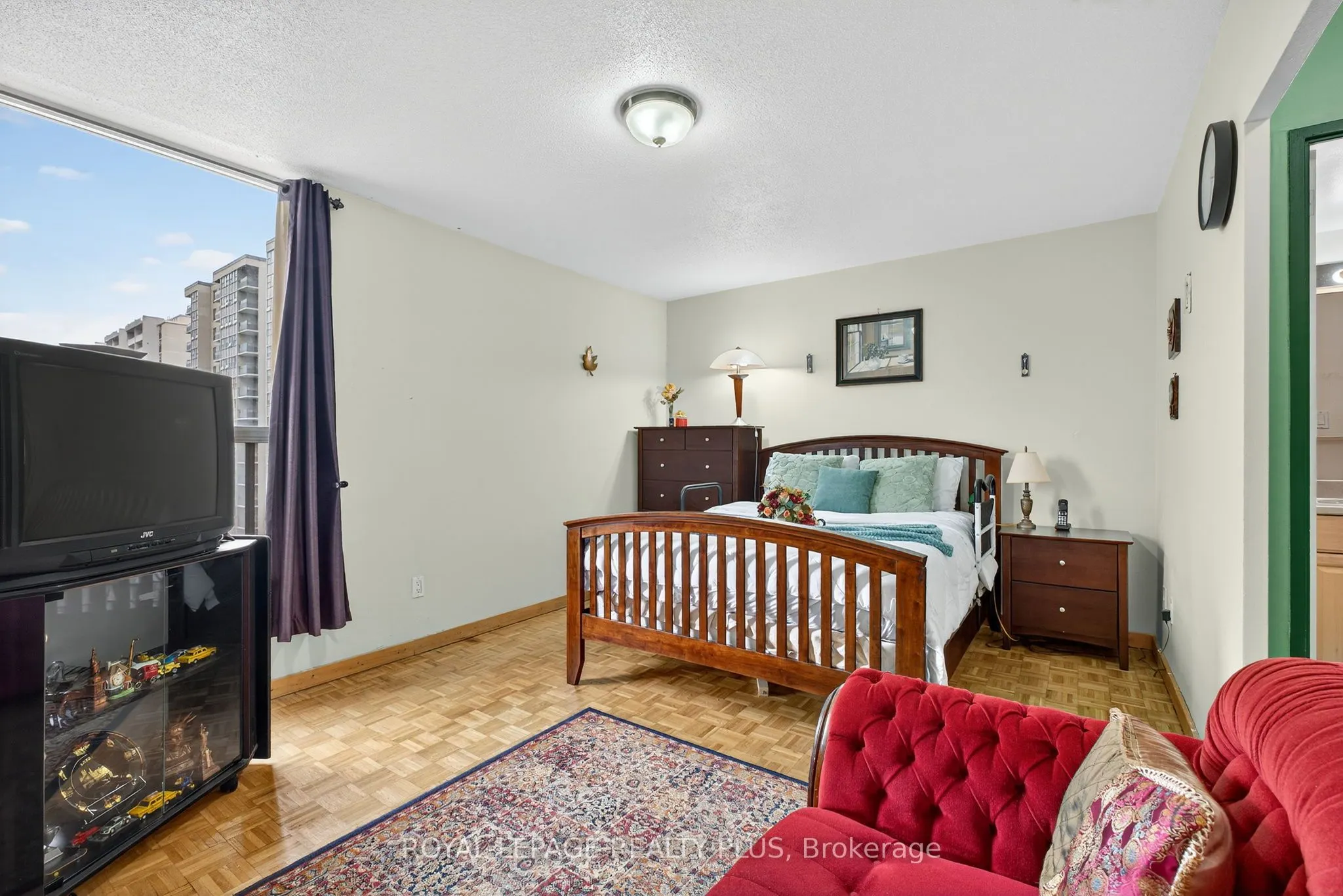 85 Emmett Avenue, #1802