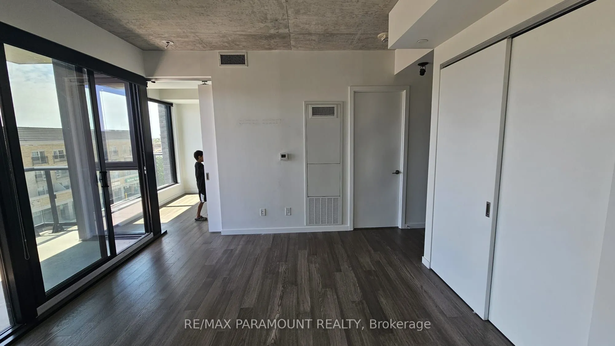7 Smith Crescent, #415