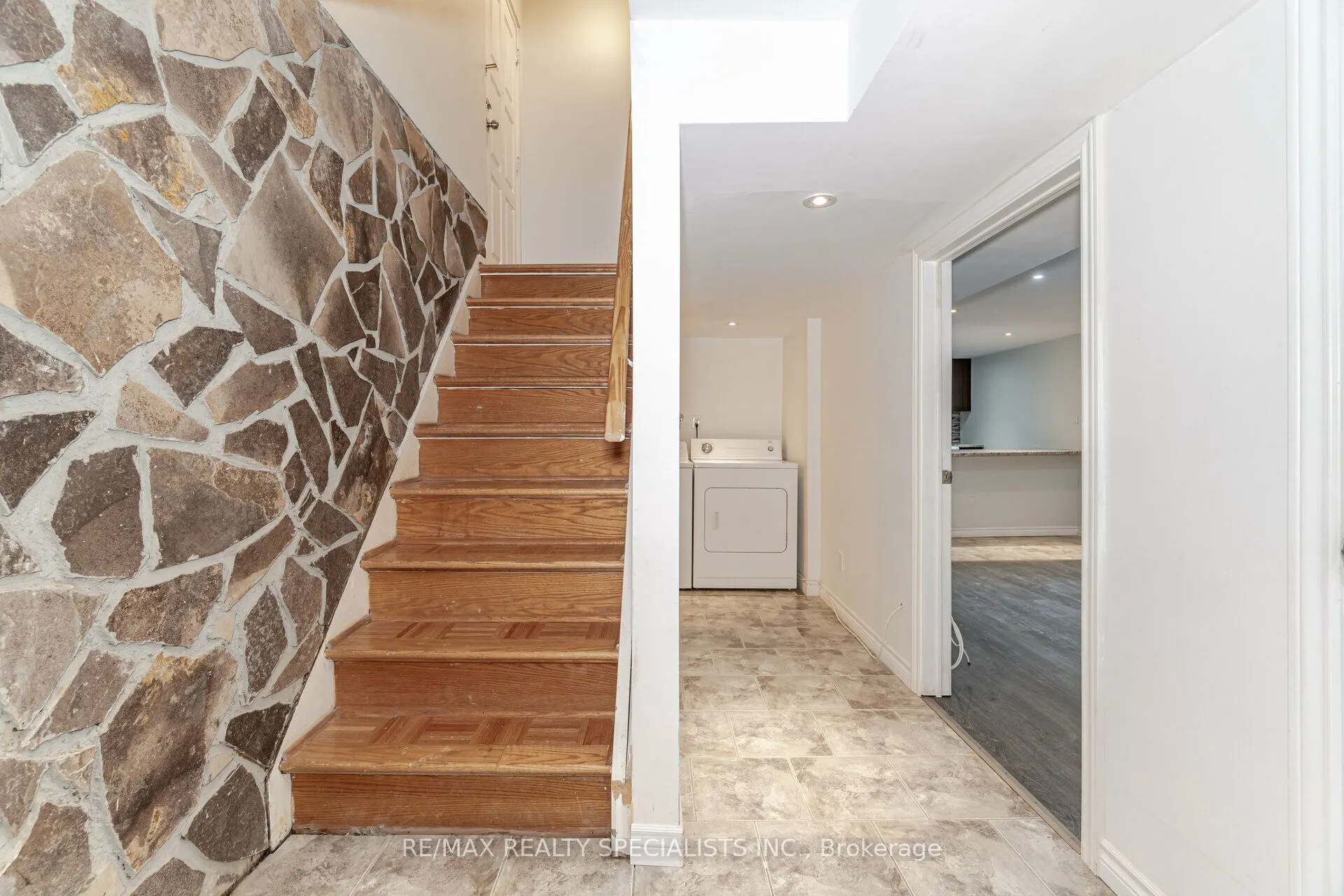 3430 Galena Crescent, #LOWER