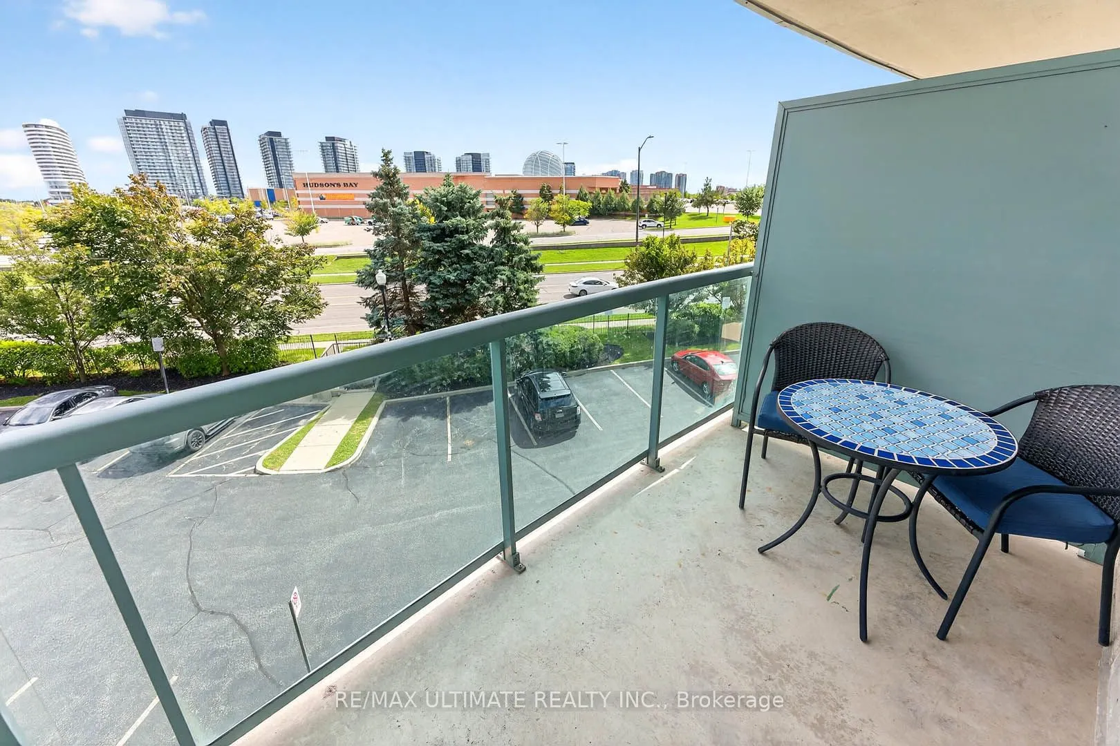 2585 Erin Centre Boulevard, #305