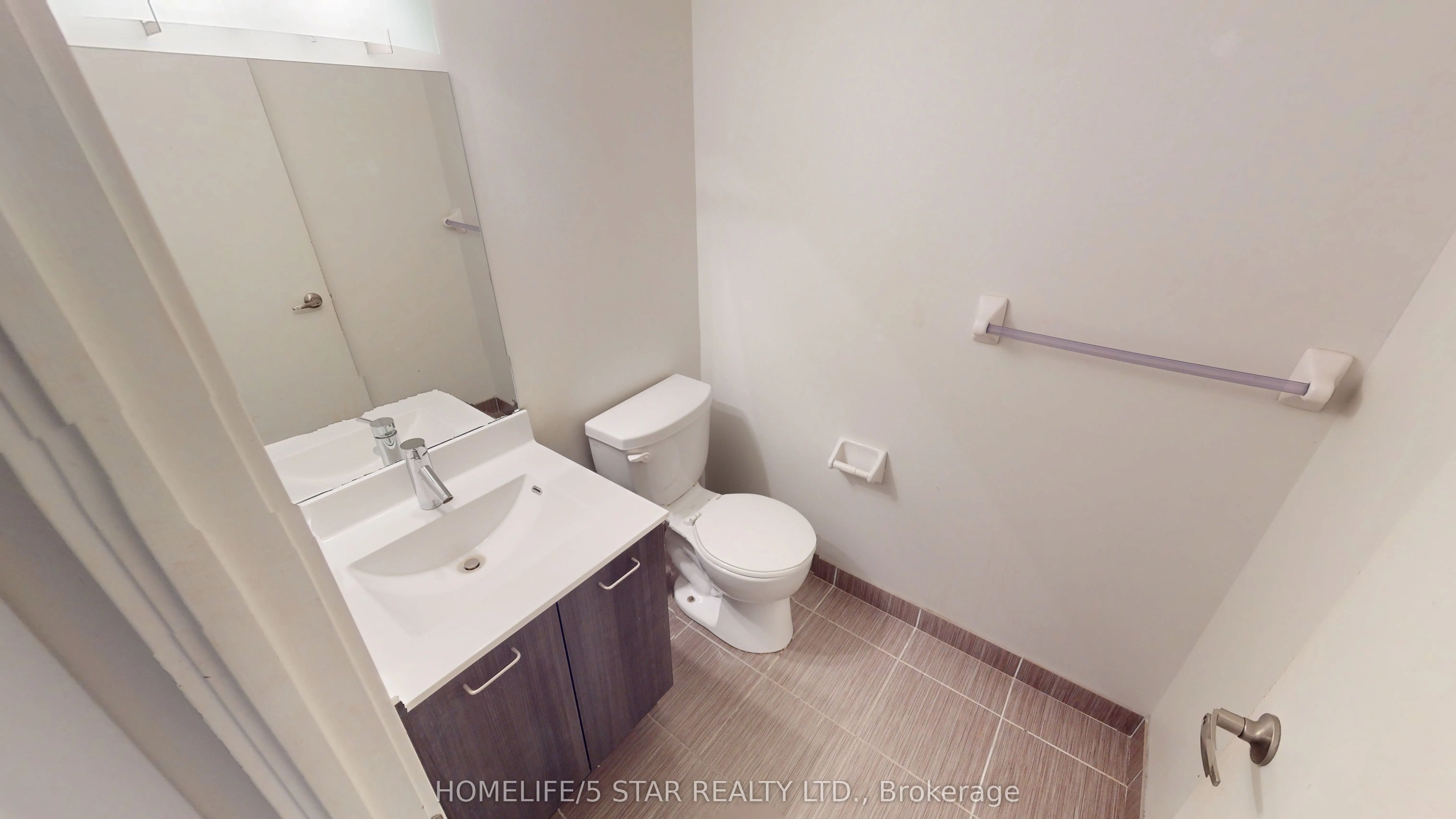 20 JOE SHUSTER Way, #321