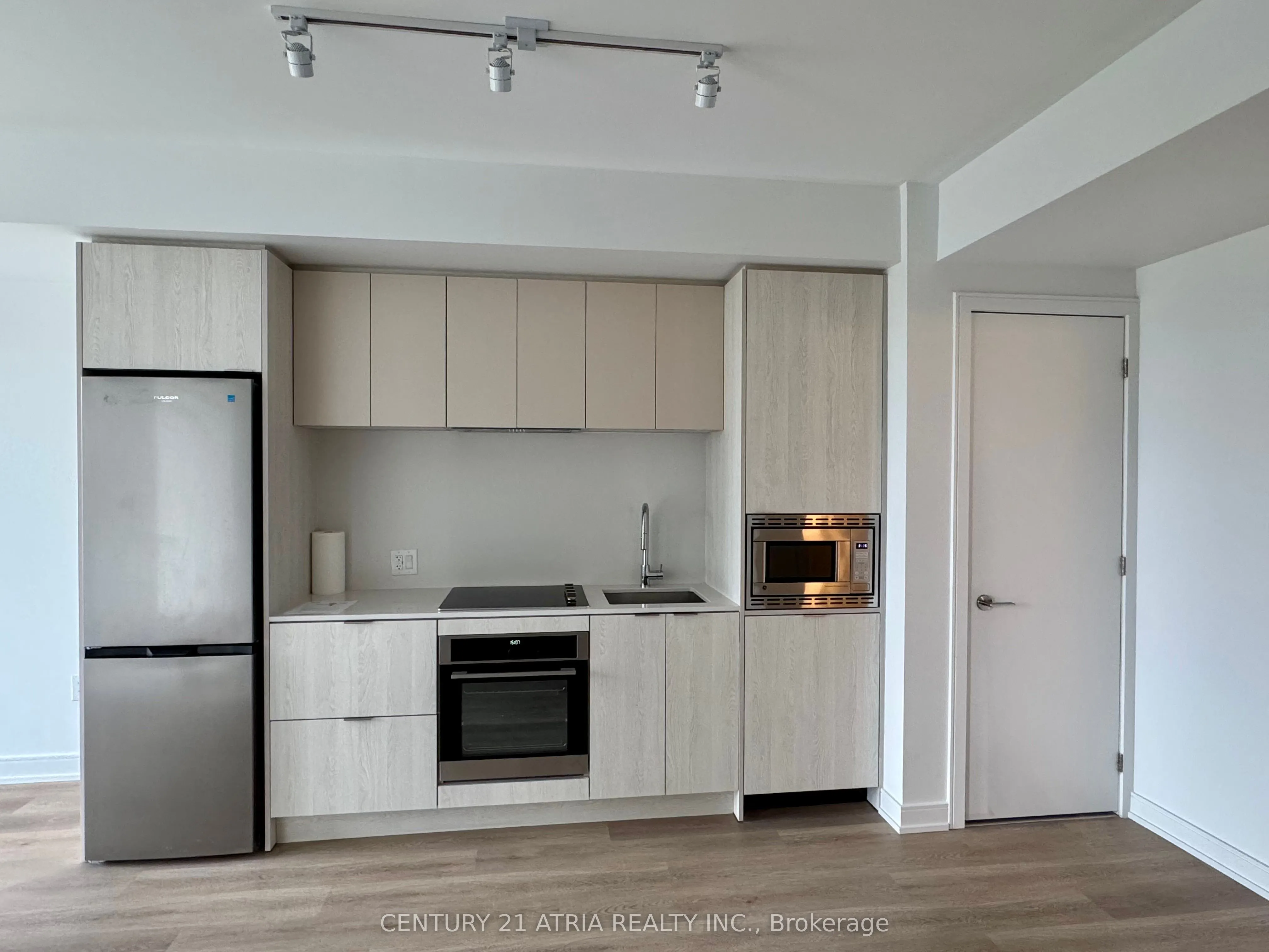 3009 Novar Road, #920