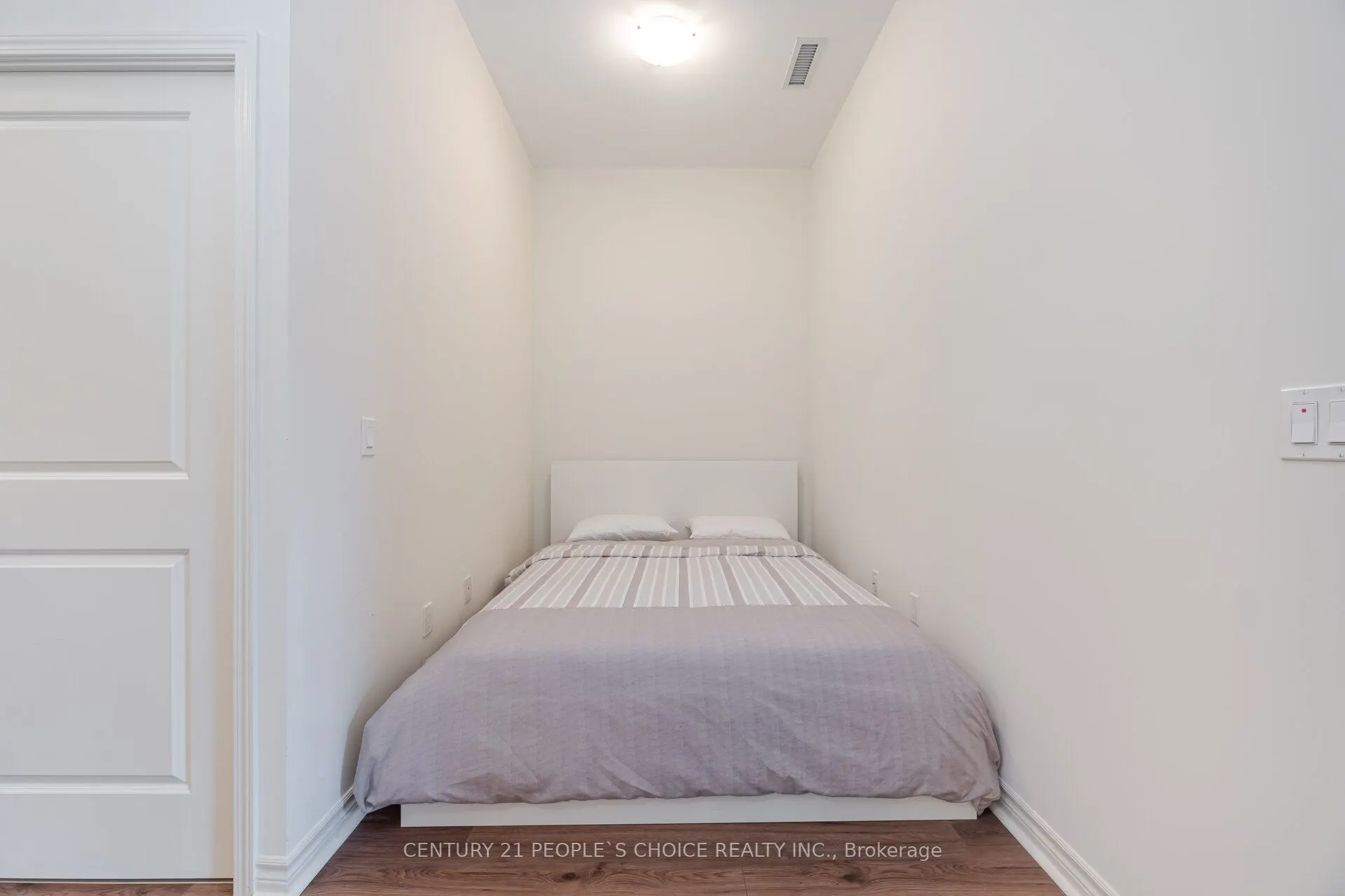 349 Rathburn Road W, #108